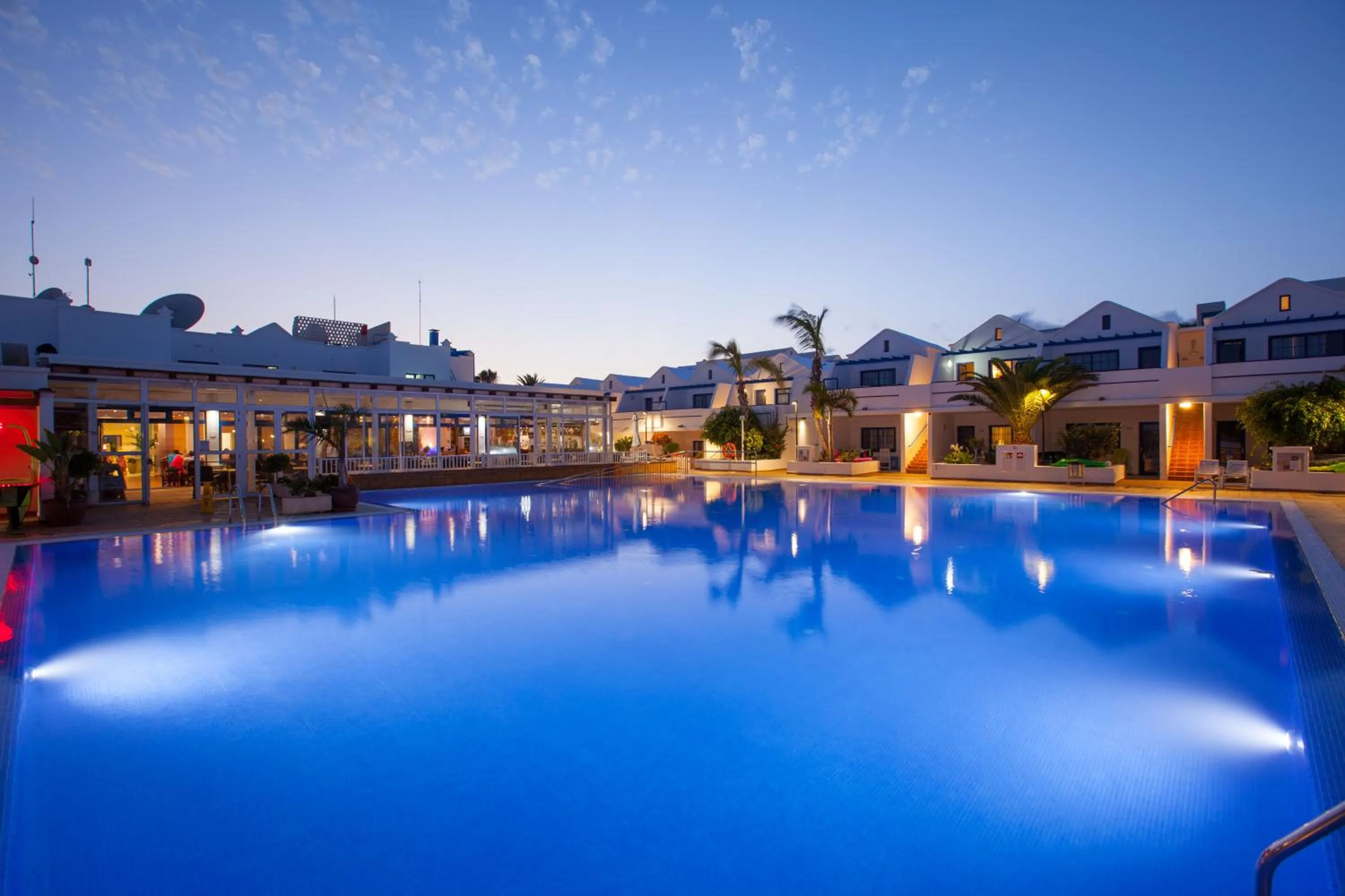 Swimming pool in Grupotel Cinco Plazas