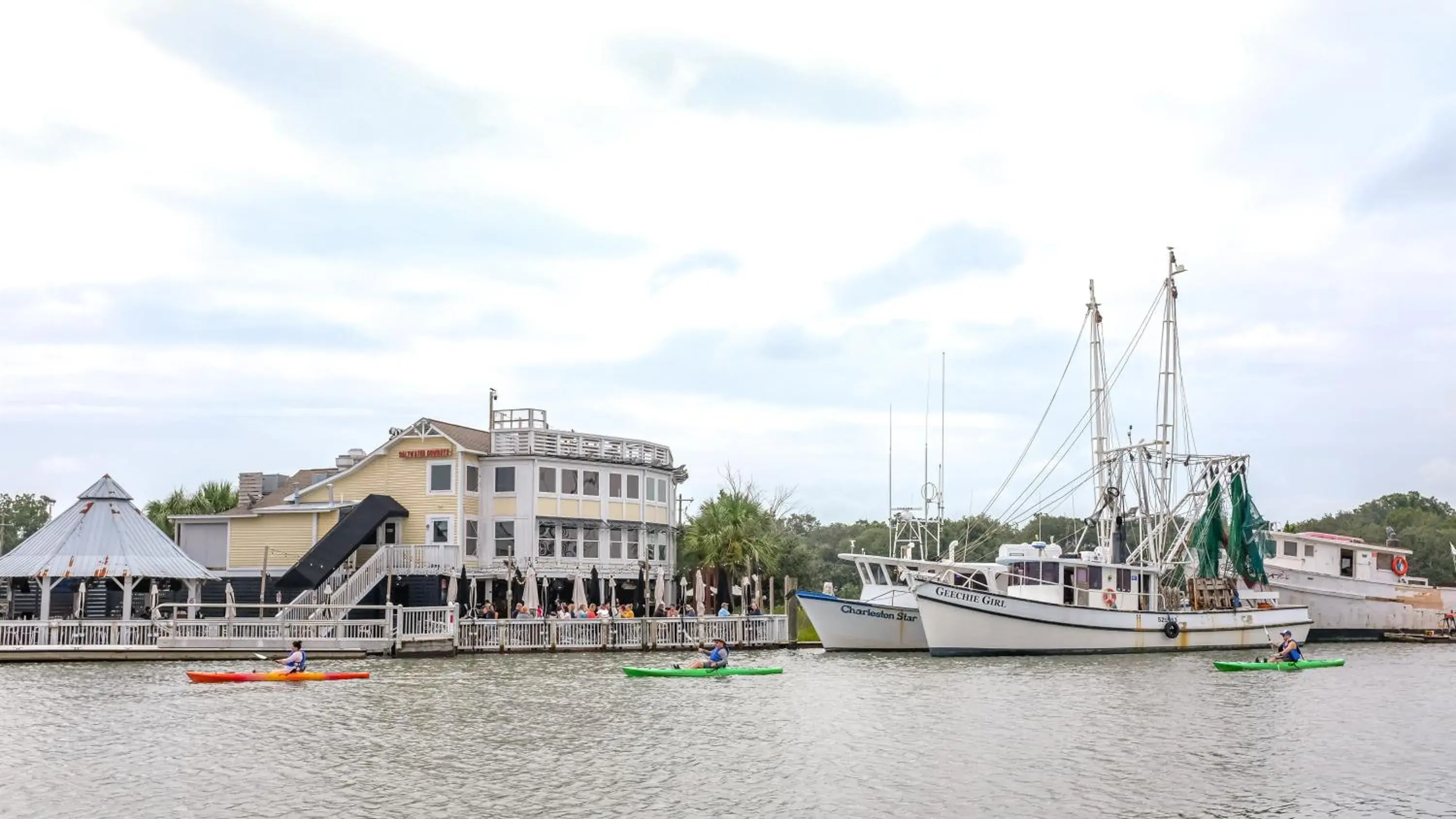 Restaurant/places to eat in Shem Creek Inn Restaurant/places to eat in Shem Creek Inn