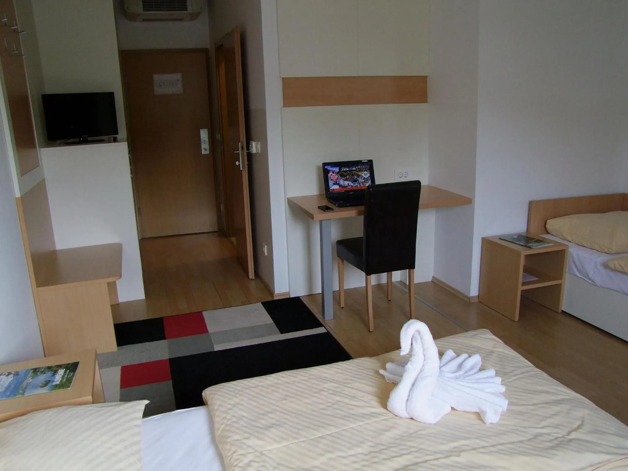 Bed in Hotel Galaksija Trebnje