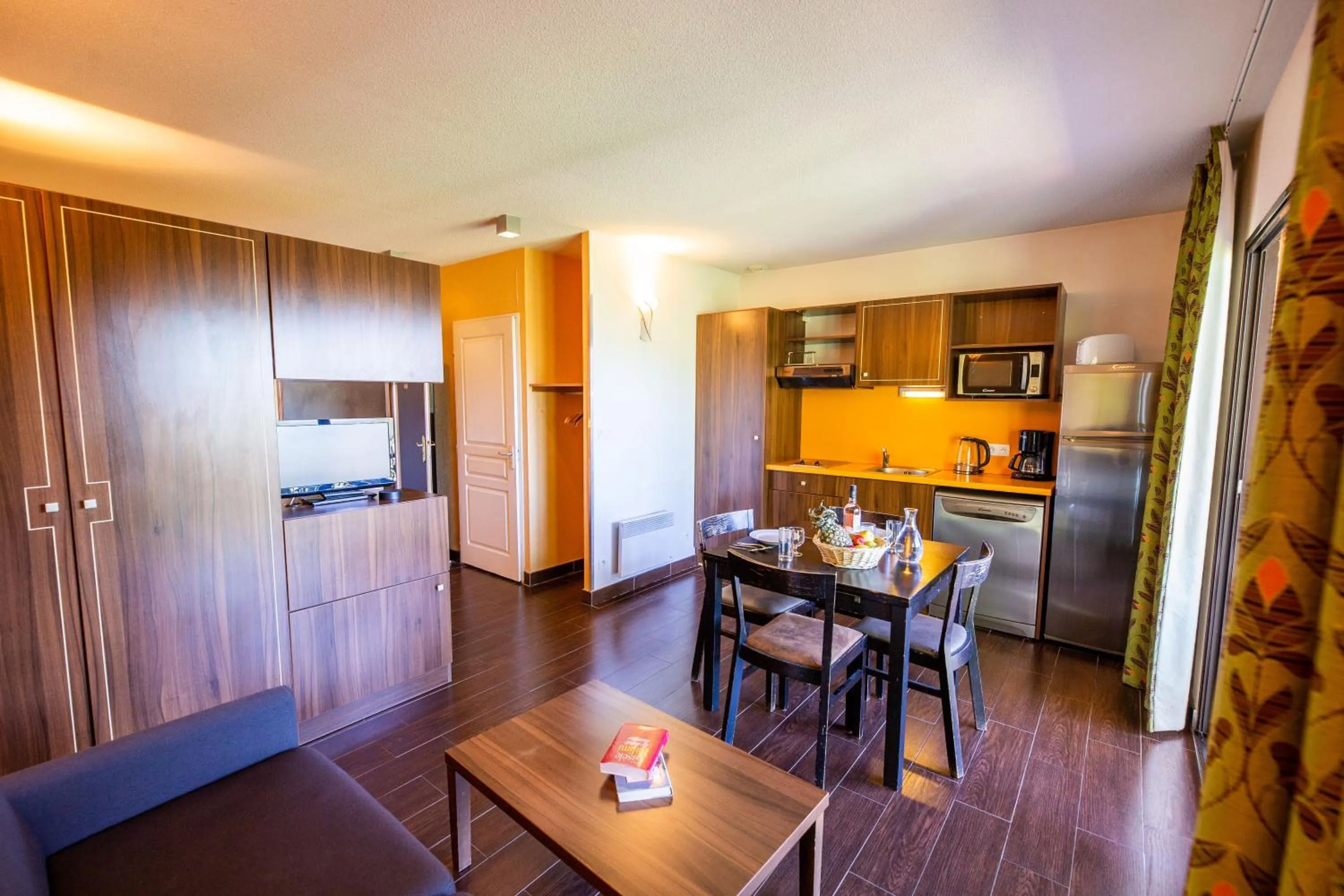 Résidence Château des Magnans by Nevesol