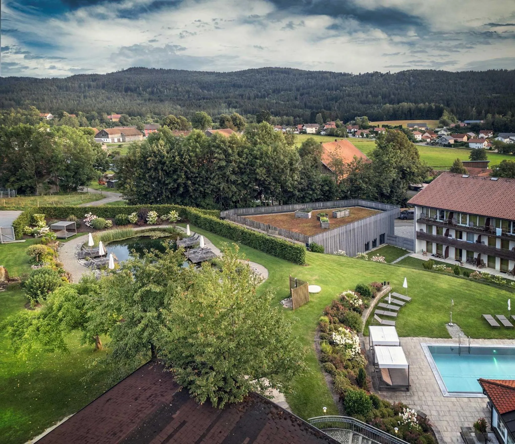 Property building in Hotel Lindenwirt