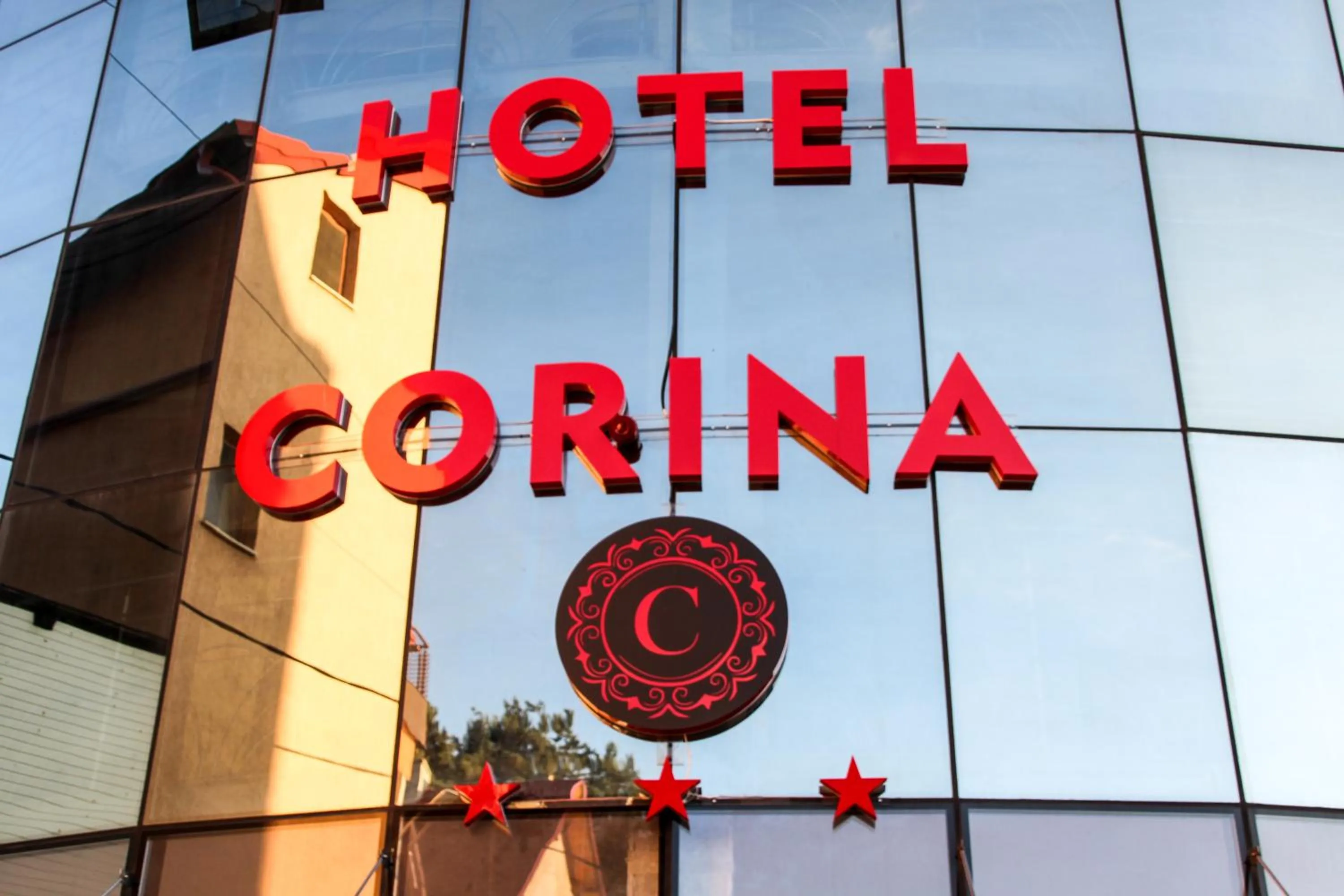 Facade/entrance in Hotel Corina