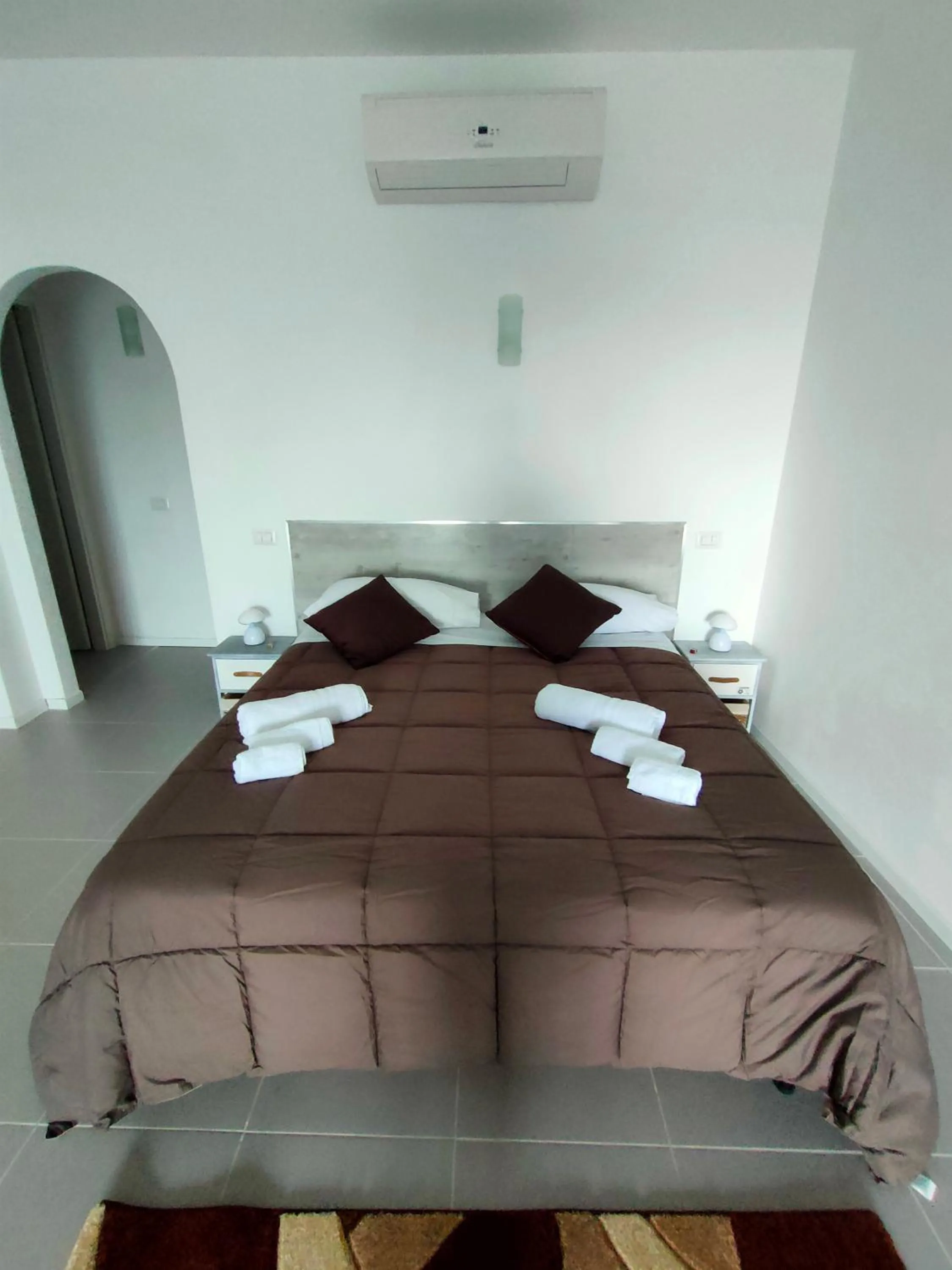 Bed in la staccionata bianca