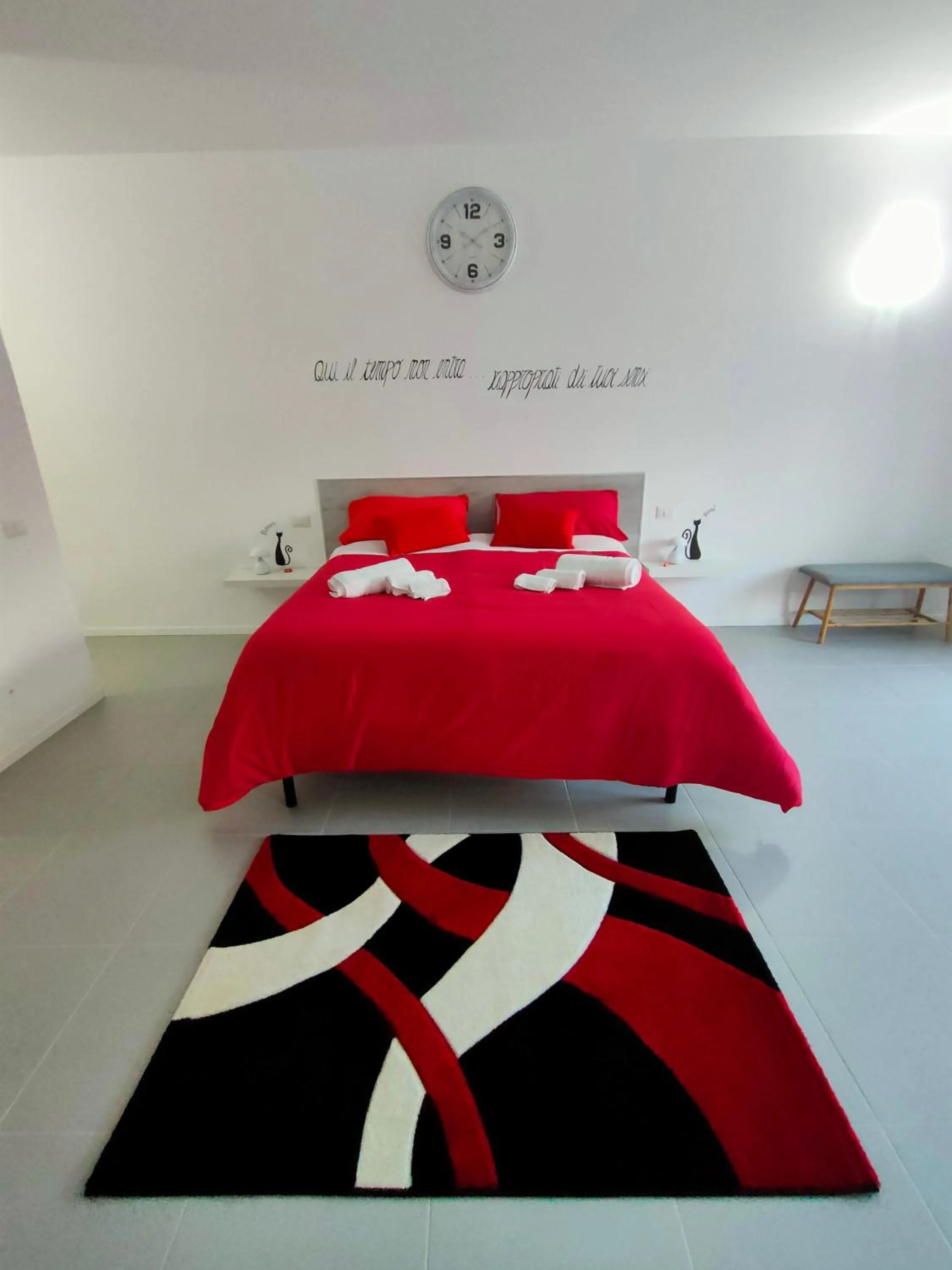 Bed in la staccionata bianca