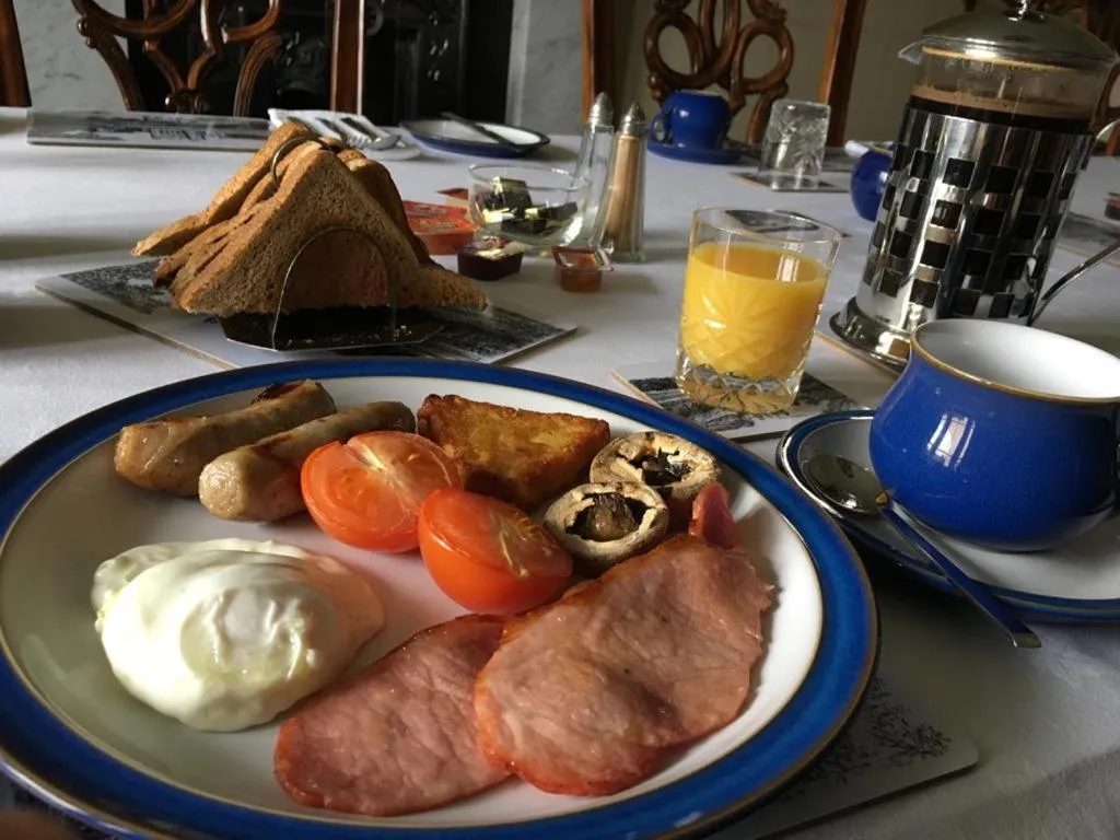 Breakfast in Moraybank Bed & Breakfast