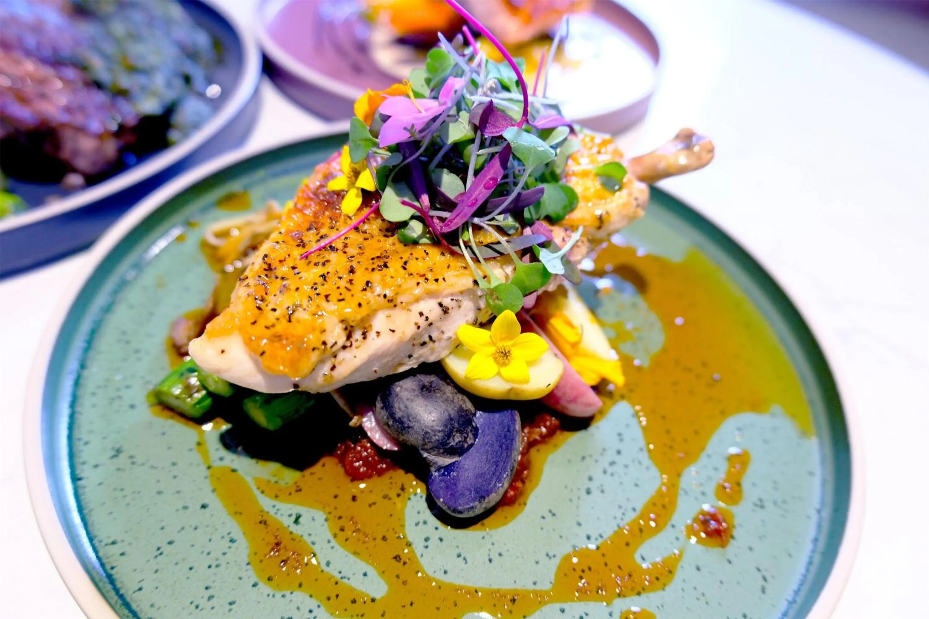 Restaurant/places to eat in Hyatt Regency Los Angeles International Airport