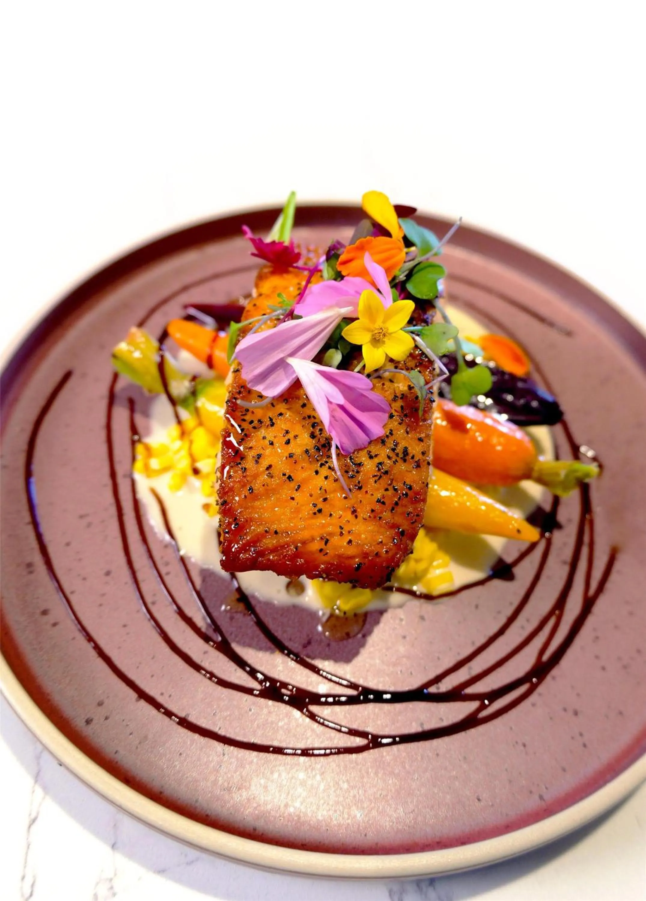 Restaurant/places to eat in Hyatt Regency Los Angeles International Airport