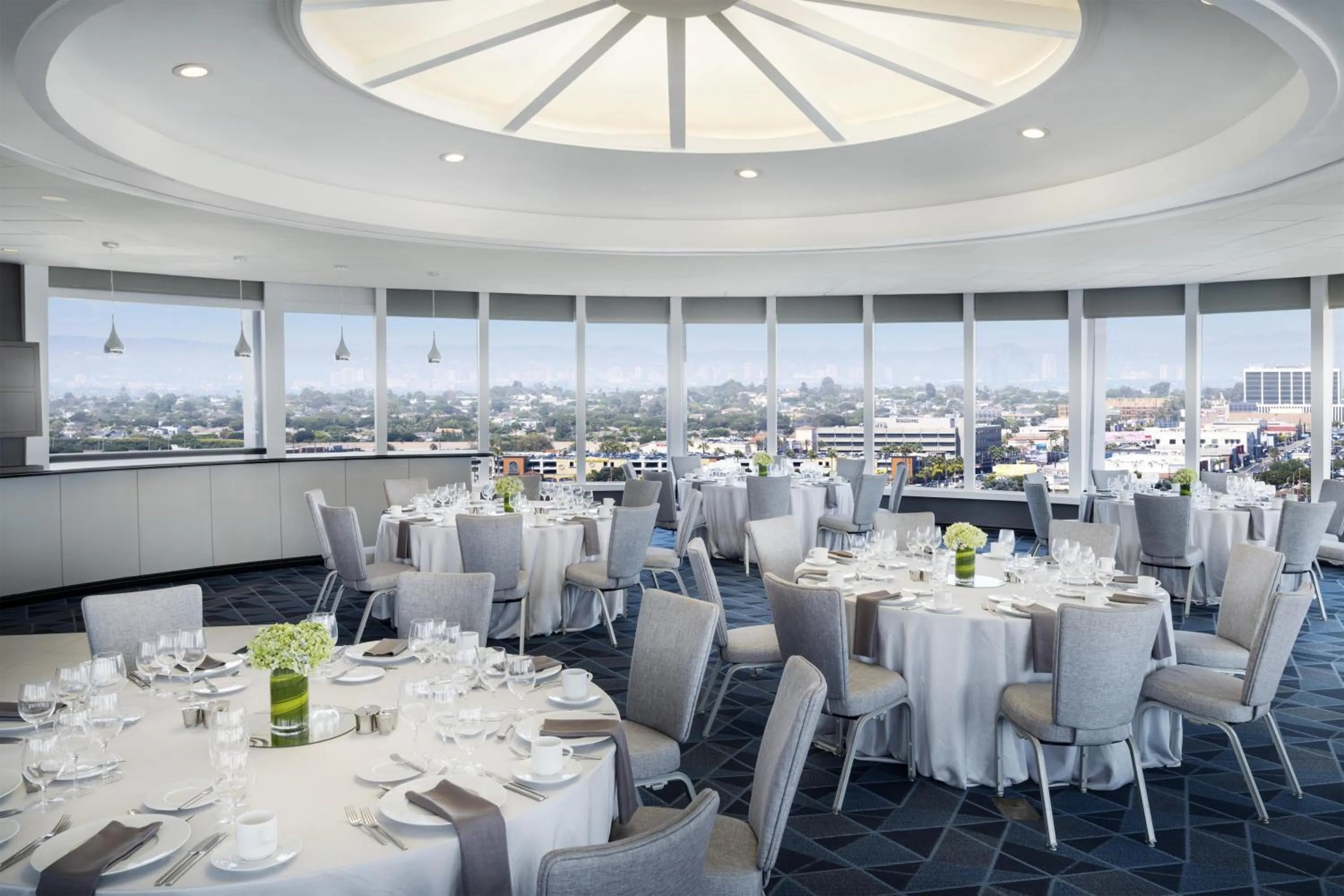 Meeting/conference room in Hyatt Regency Los Angeles International Airport