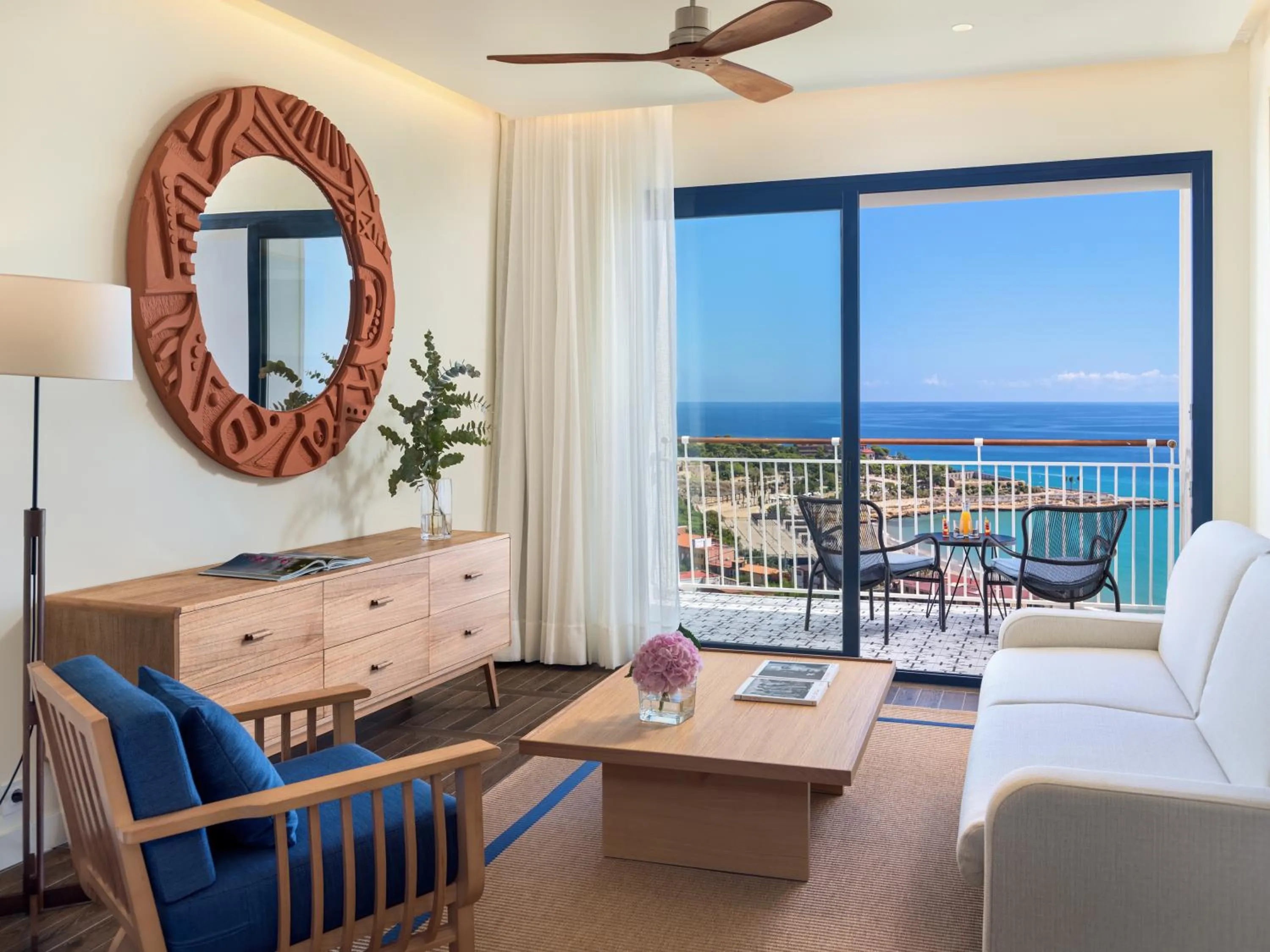 Living room in H10 Imperial Tarraco 4 Sup