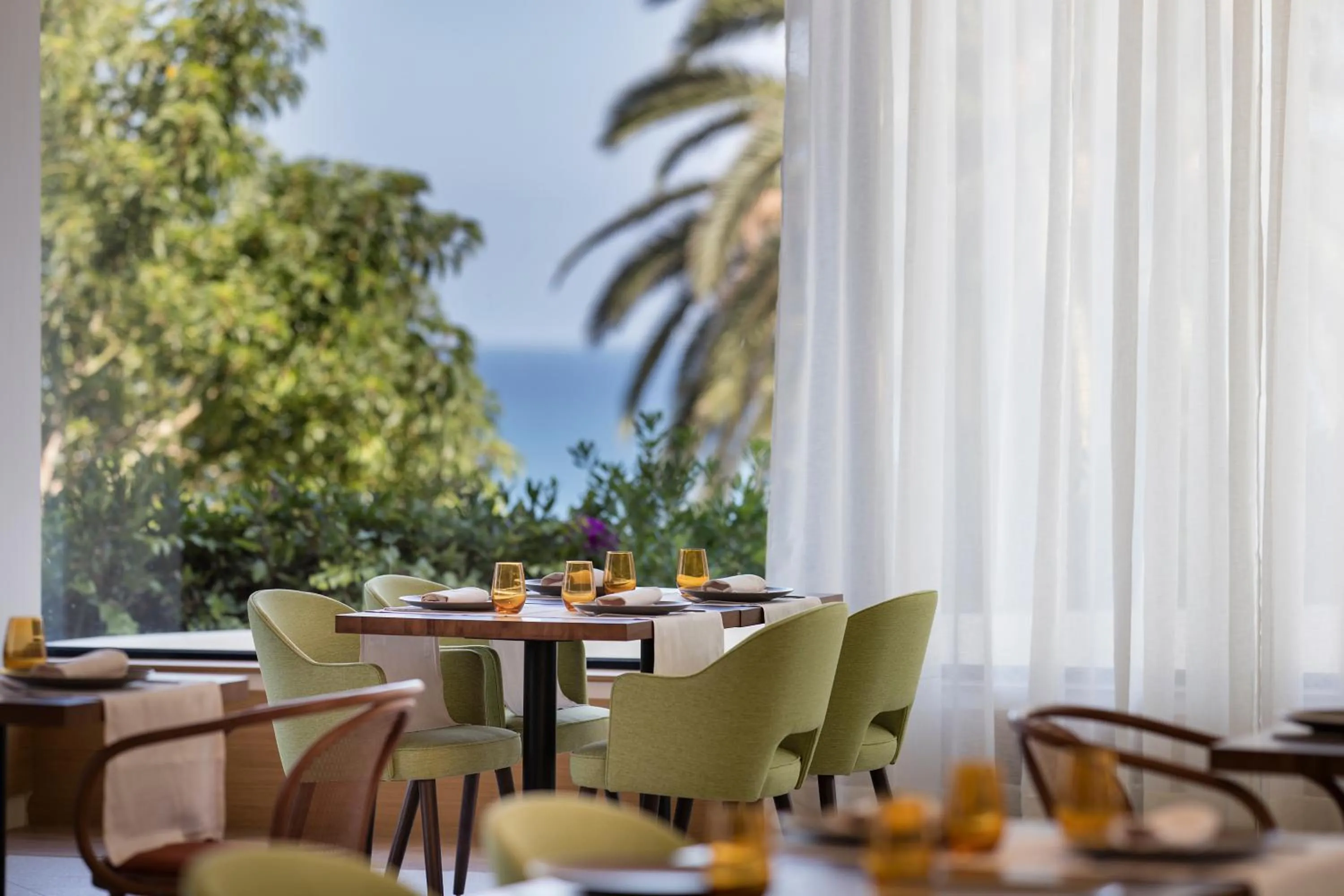 Restaurant/places to eat in H10 Imperial Tarraco 4 Sup