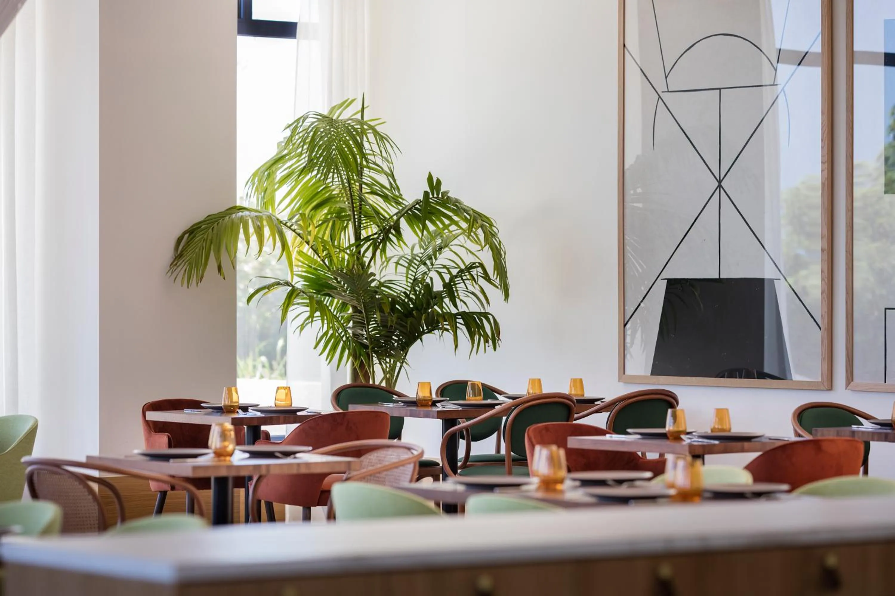 Restaurant/places to eat in H10 Imperial Tarraco 4 Sup