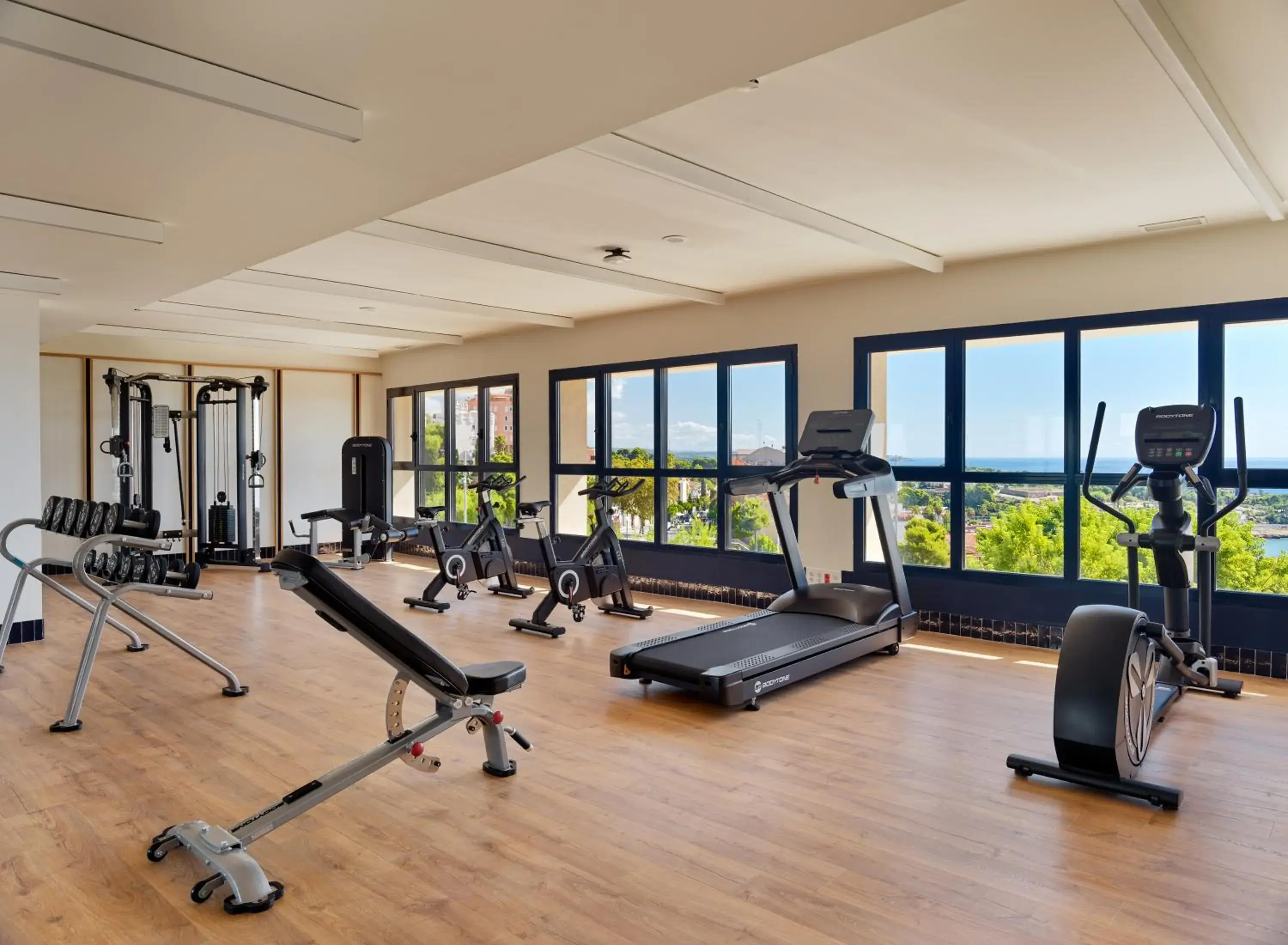 Fitness centre/facilities in H10 Imperial Tarraco 4 Sup Fitness centre/facilities in H10 Imperial Tarraco 4 Sup