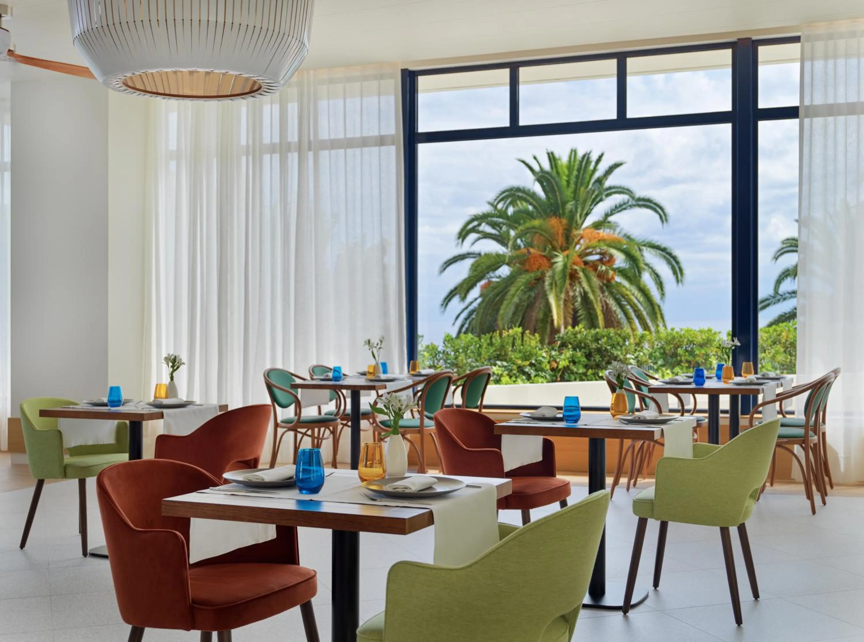 Restaurant/places to eat in H10 Imperial Tarraco 4 Sup