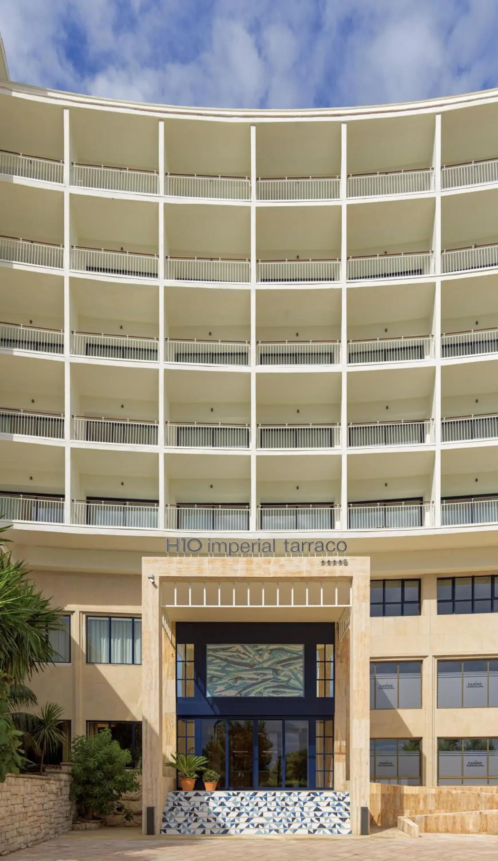 Facade/entrance in H10 Imperial Tarraco 4 Sup Facade/entrance in H10 Imperial Tarraco 4 Sup