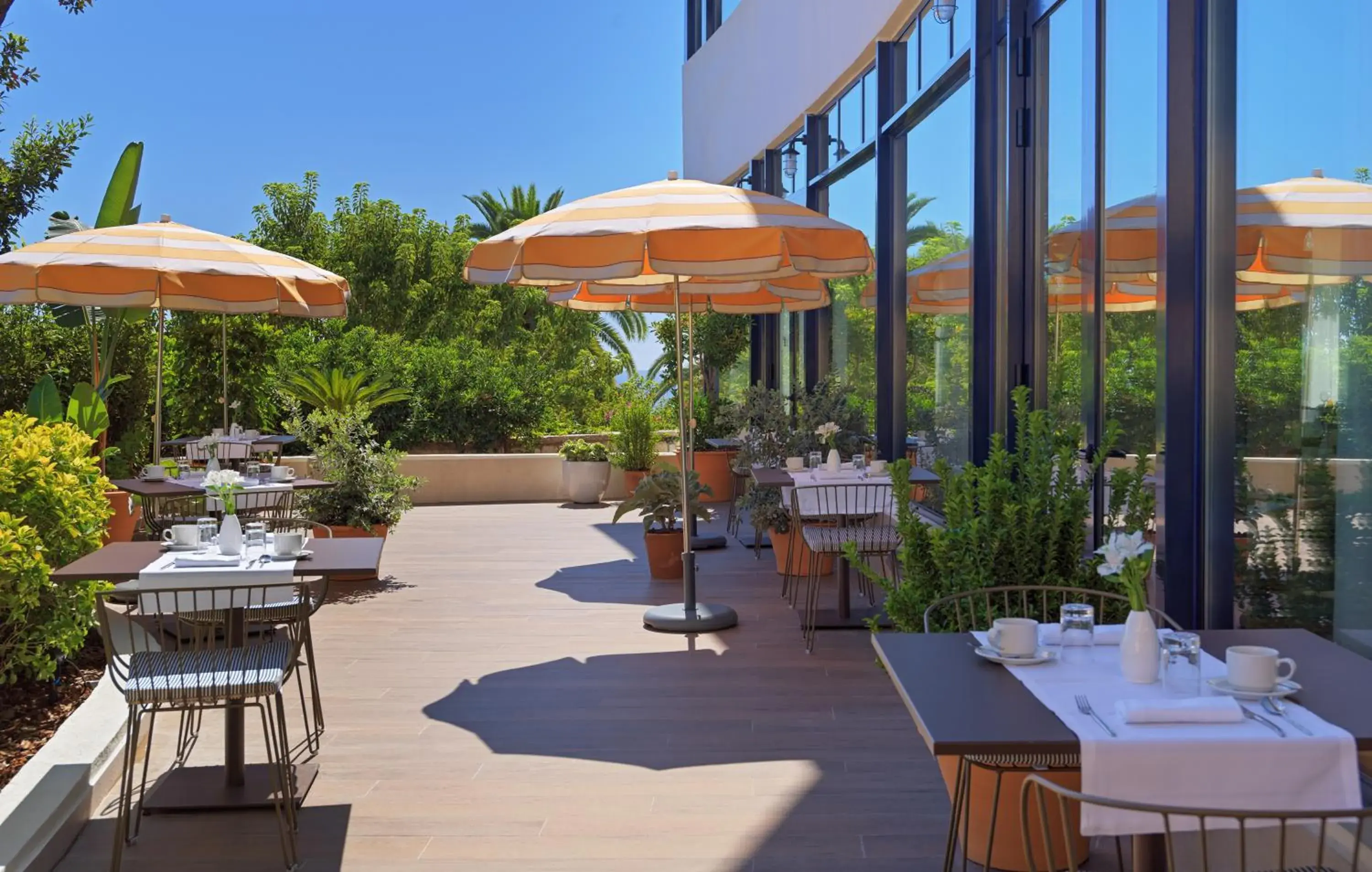 Restaurant/places to eat in H10 Imperial Tarraco 4 Sup Restaurant/places to eat in H10 Imperial Tarraco 4 Sup