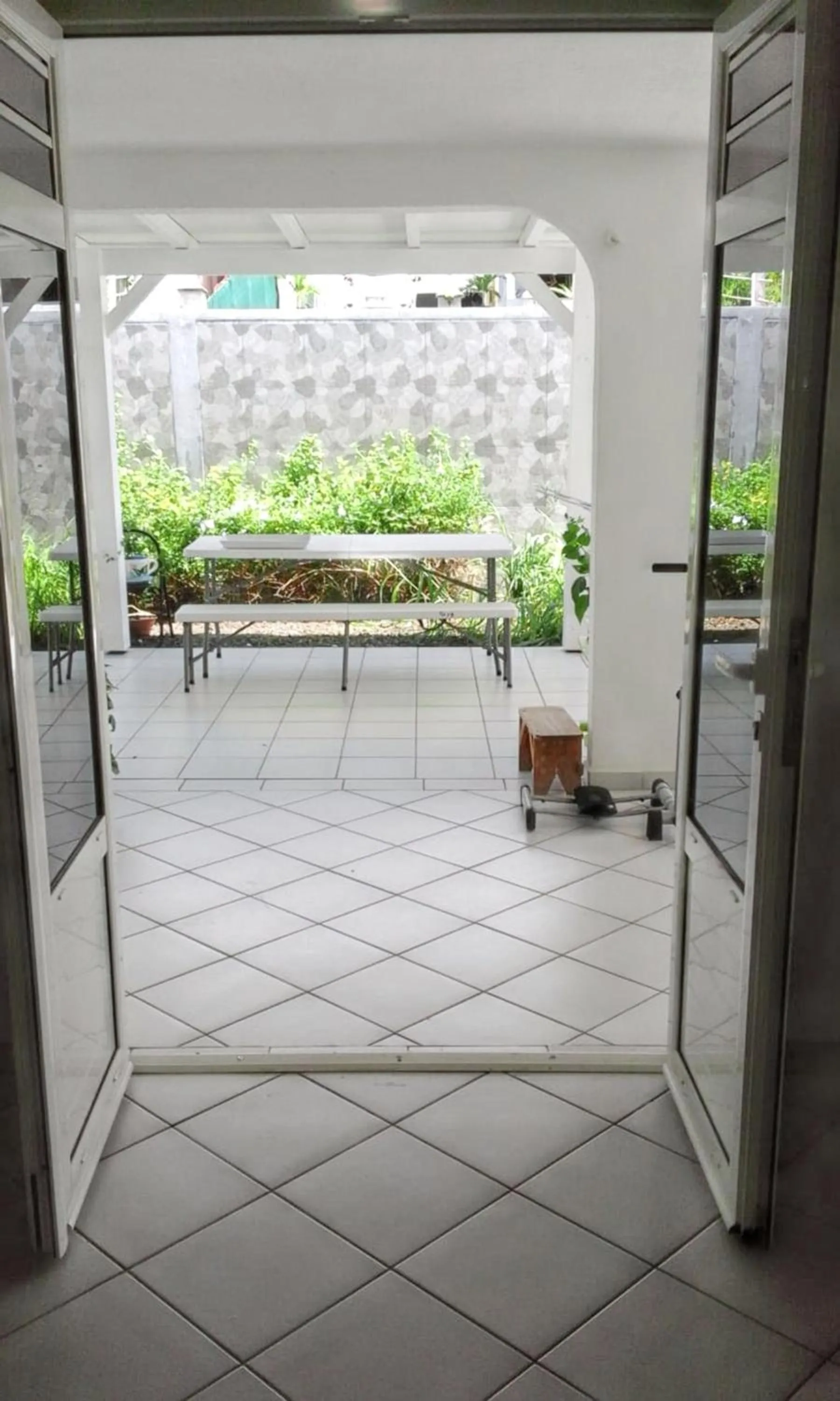 Facade/entrance in Maison élégante à Petit Bourg + Piscine