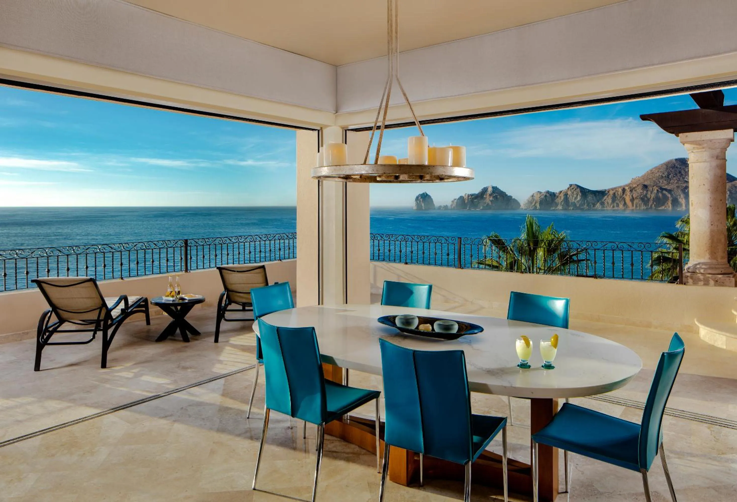 Dining area in Cabo La Estancia