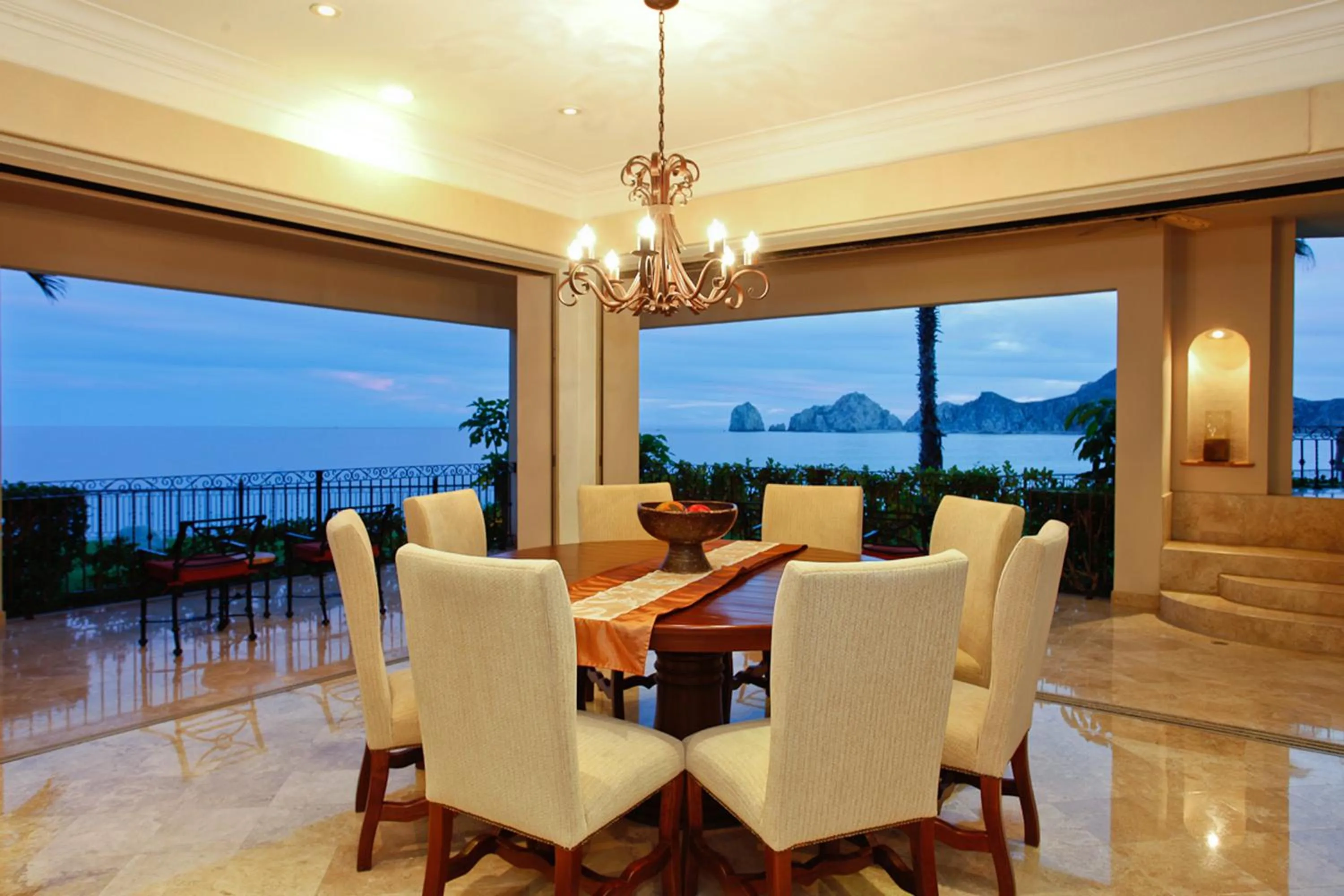 Dining area in Cabo La Estancia