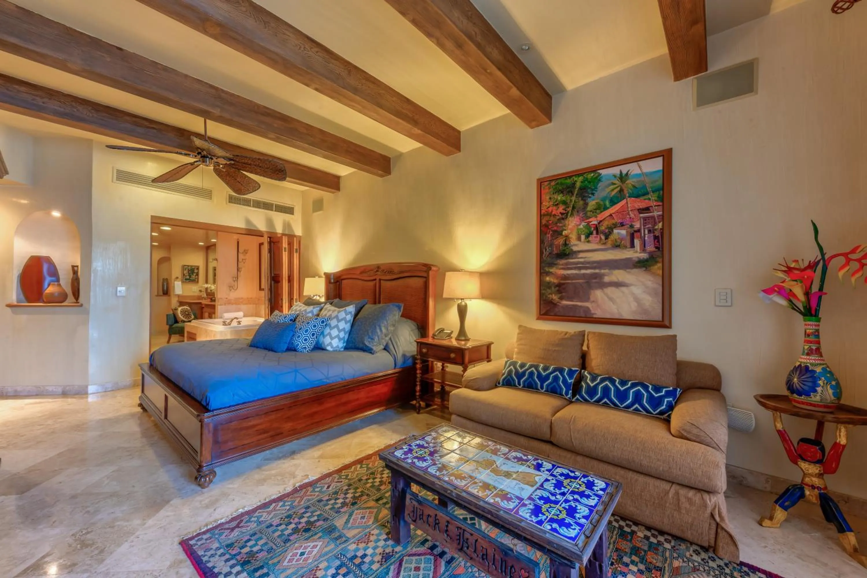 Photo of the whole room, Bed in Cabo La Estancia