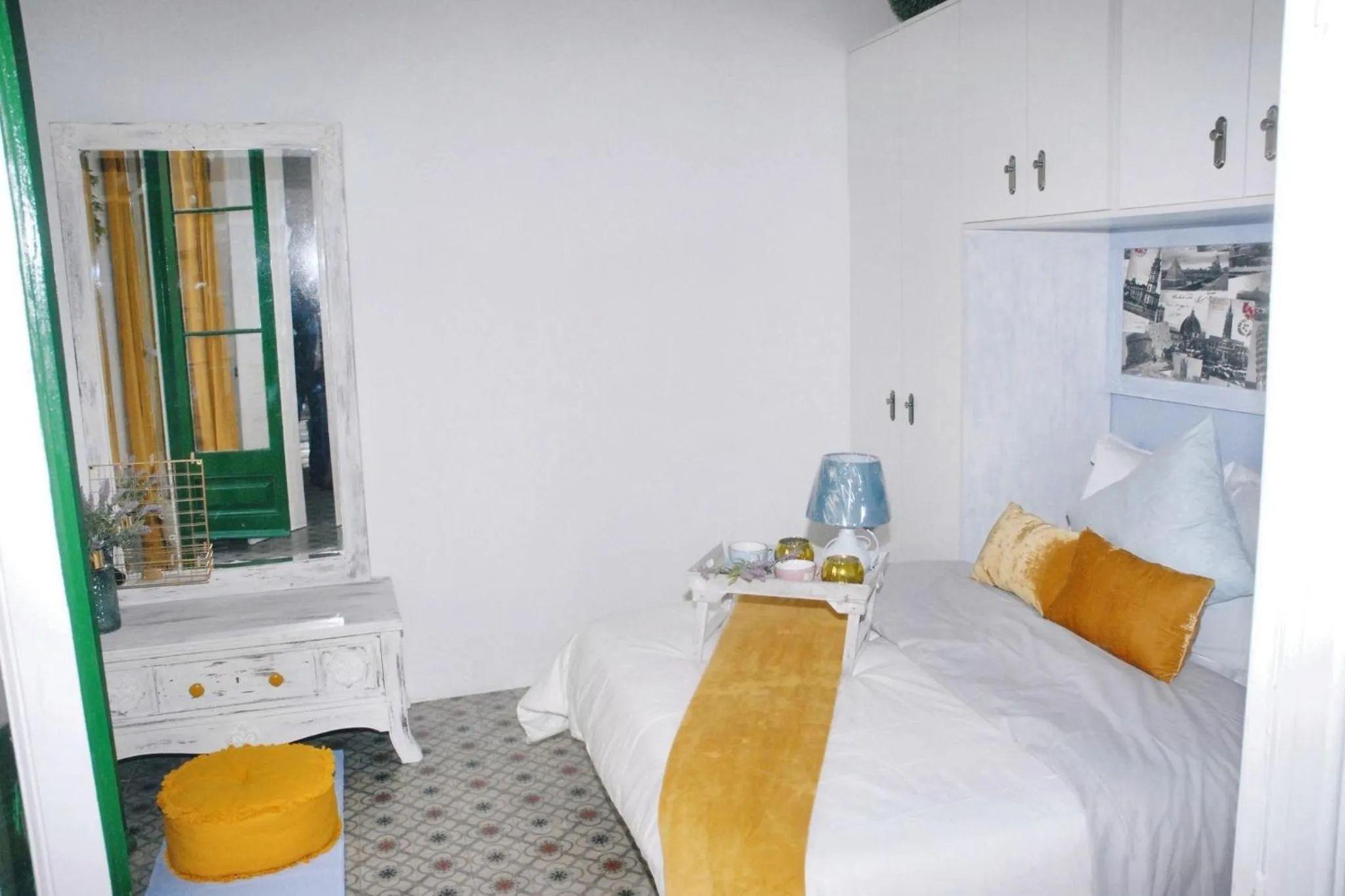 Bed in Bright Apartment in Sitges + Balcony