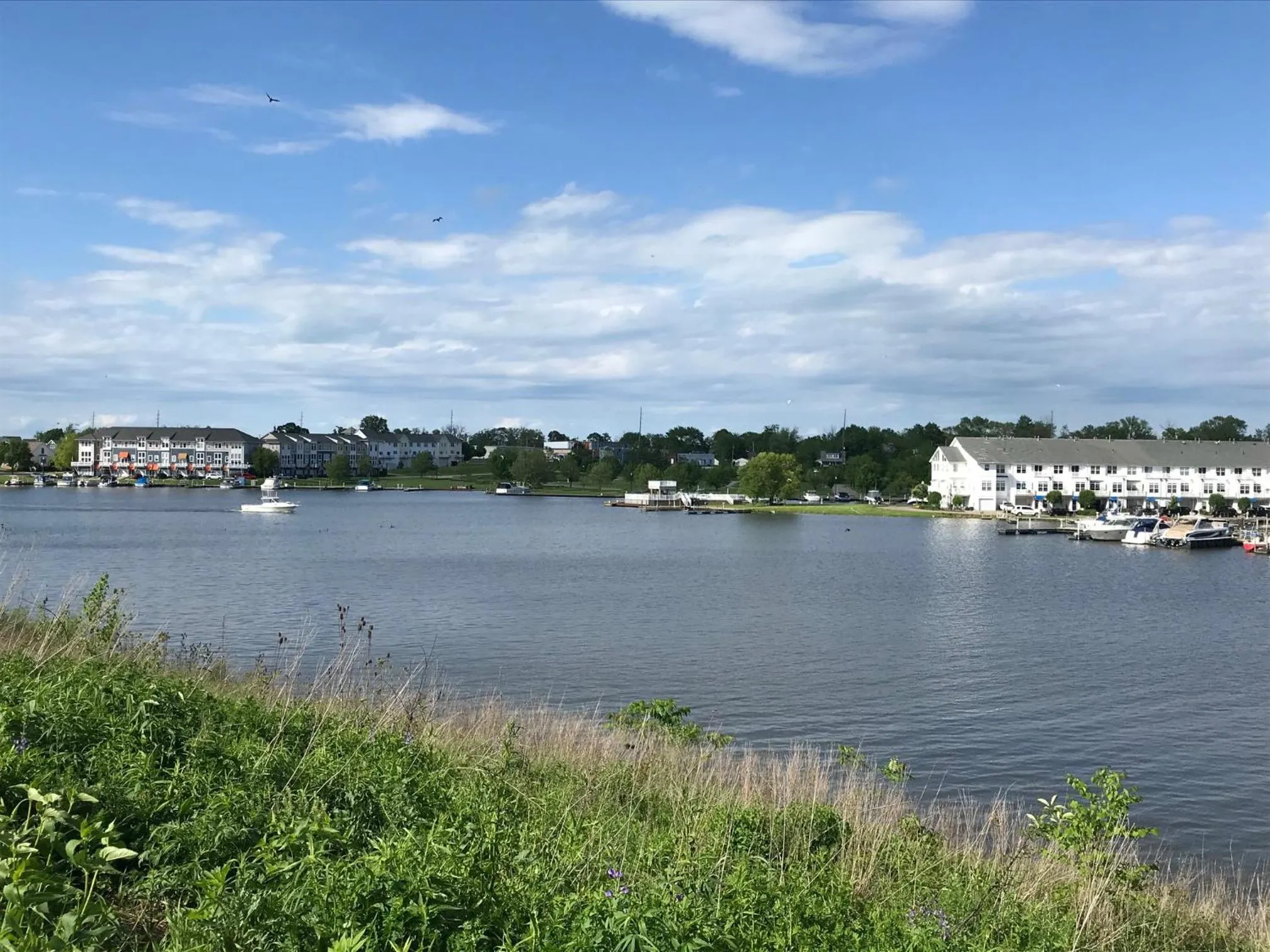 Neighbourhood in Ariel Broadway Hotel