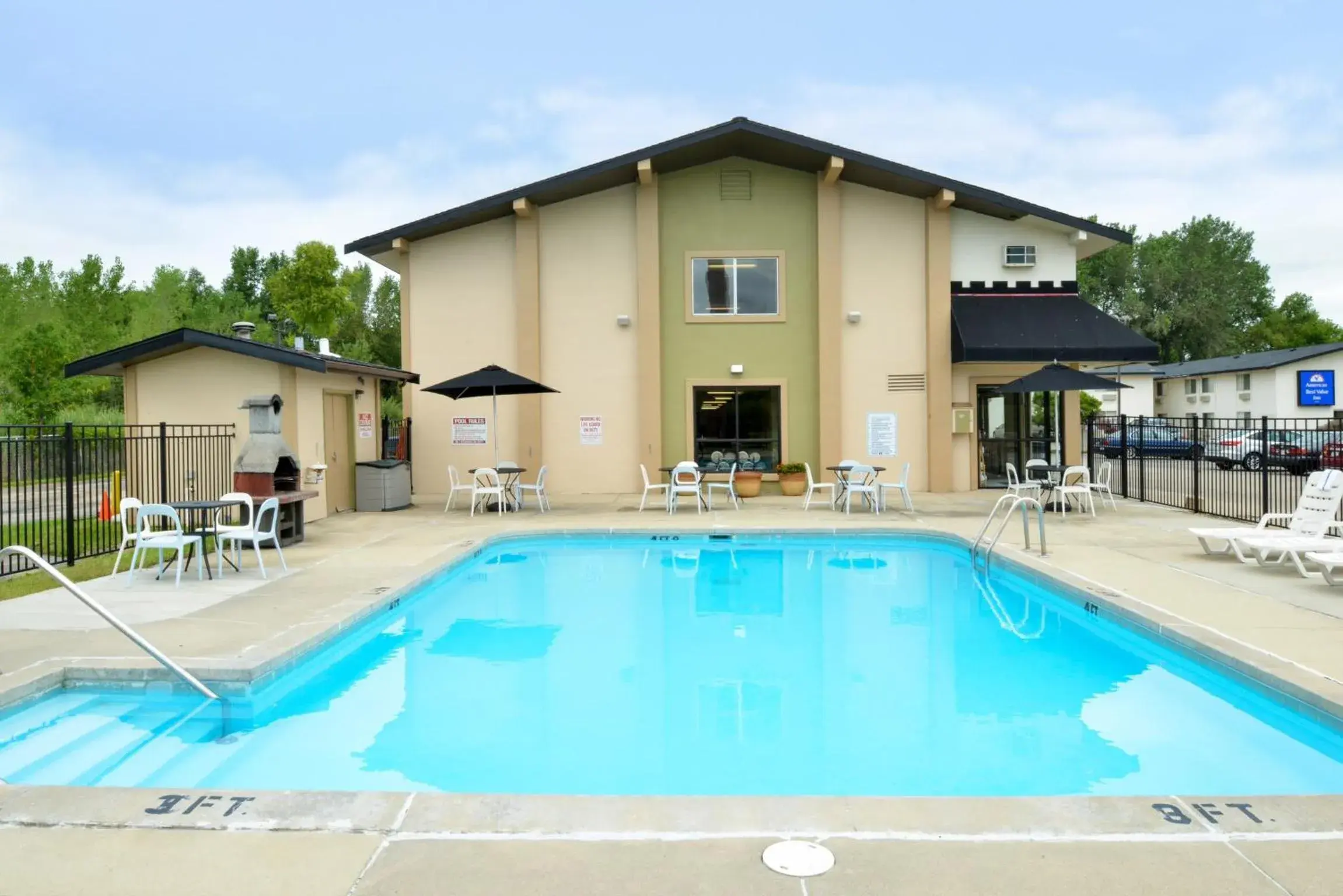 Swimming Pool in Valued Stay Madison