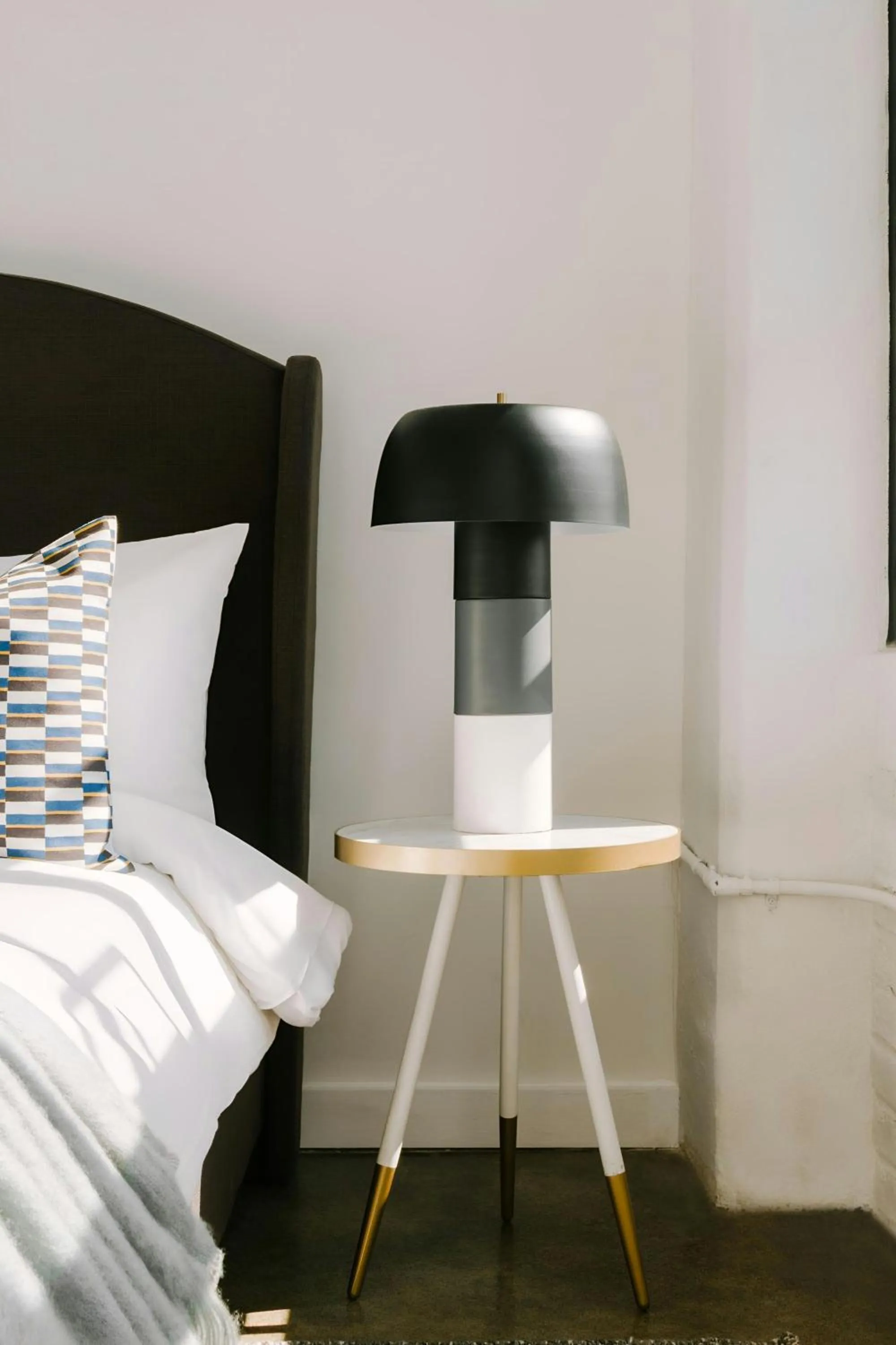 Bedroom, Bed in Sonder by Marriott Bonvoy The Heid Apartments Loft District