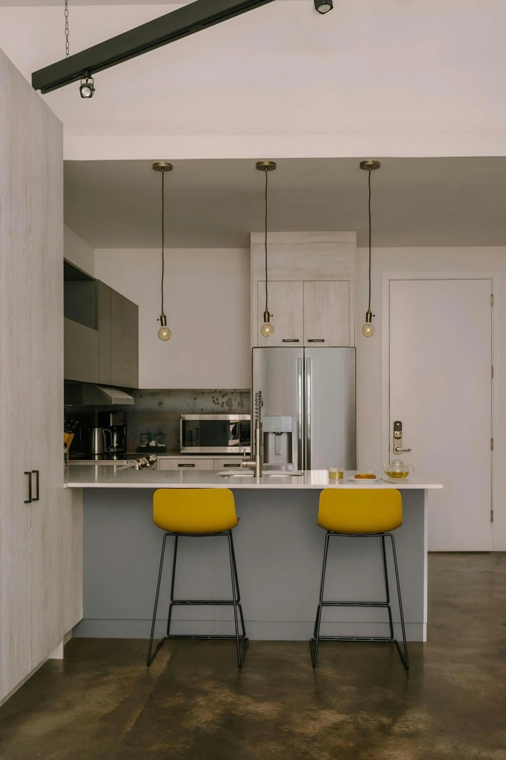 Kitchen or kitchenette in Sonder by Marriott Bonvoy The Heid Apartments Loft District