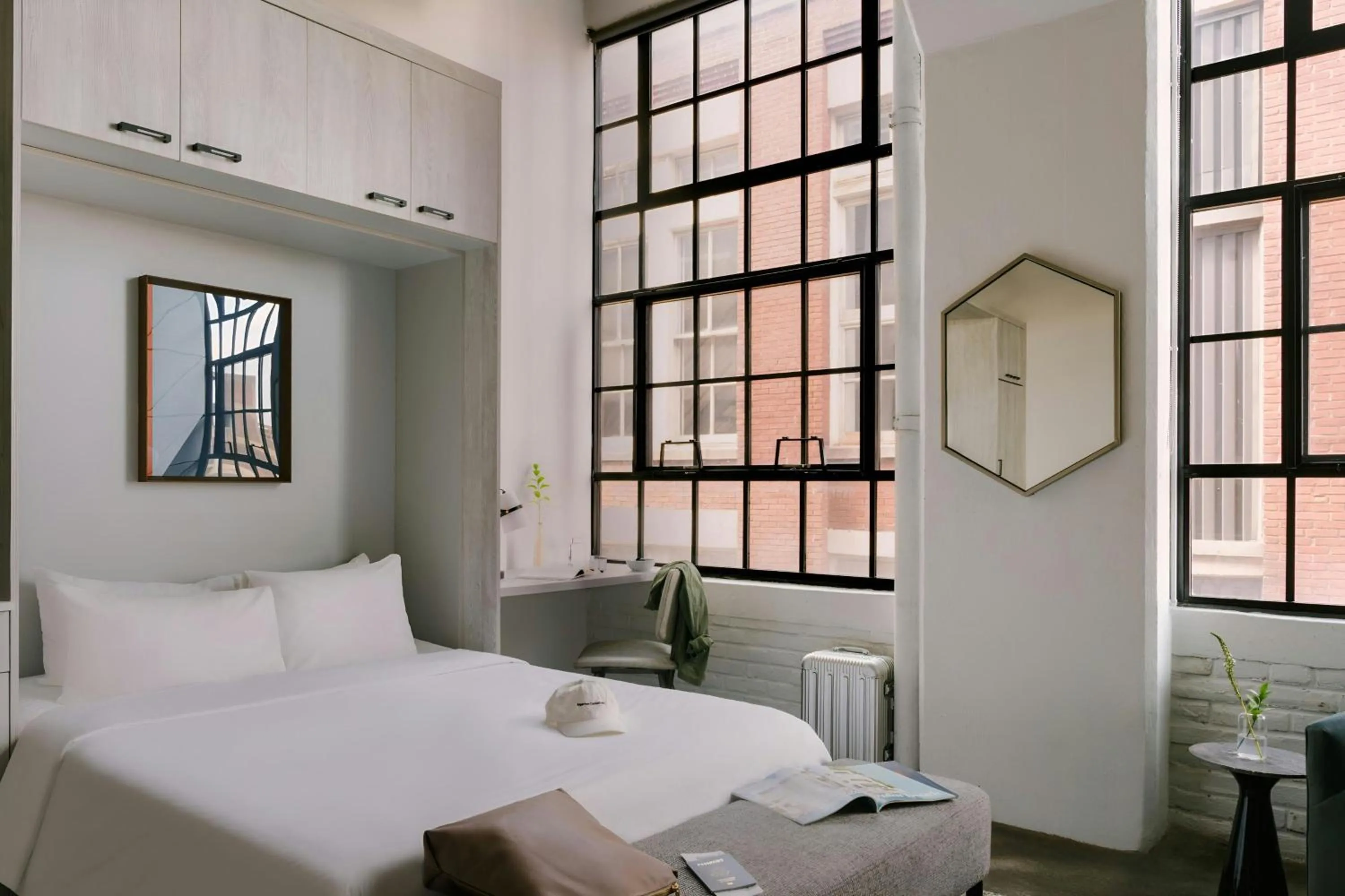 Bedroom, Bed in Sonder by Marriott Bonvoy The Heid Apartments Loft District