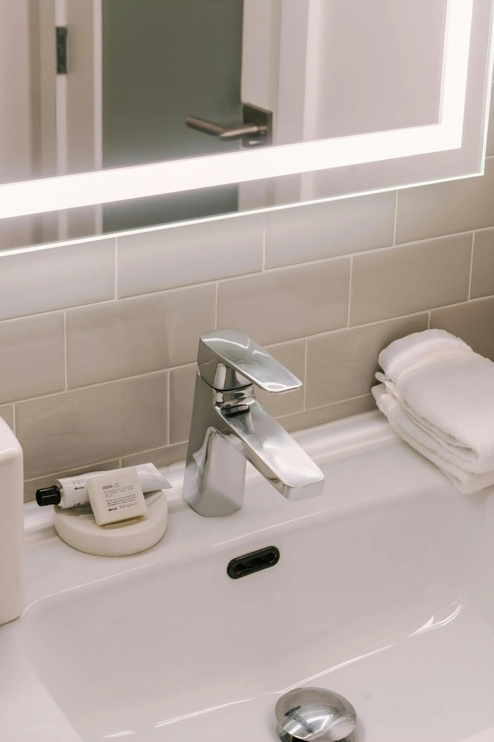 Bathroom in Sonder by Marriott Bonvoy The Heid Apartments Loft District