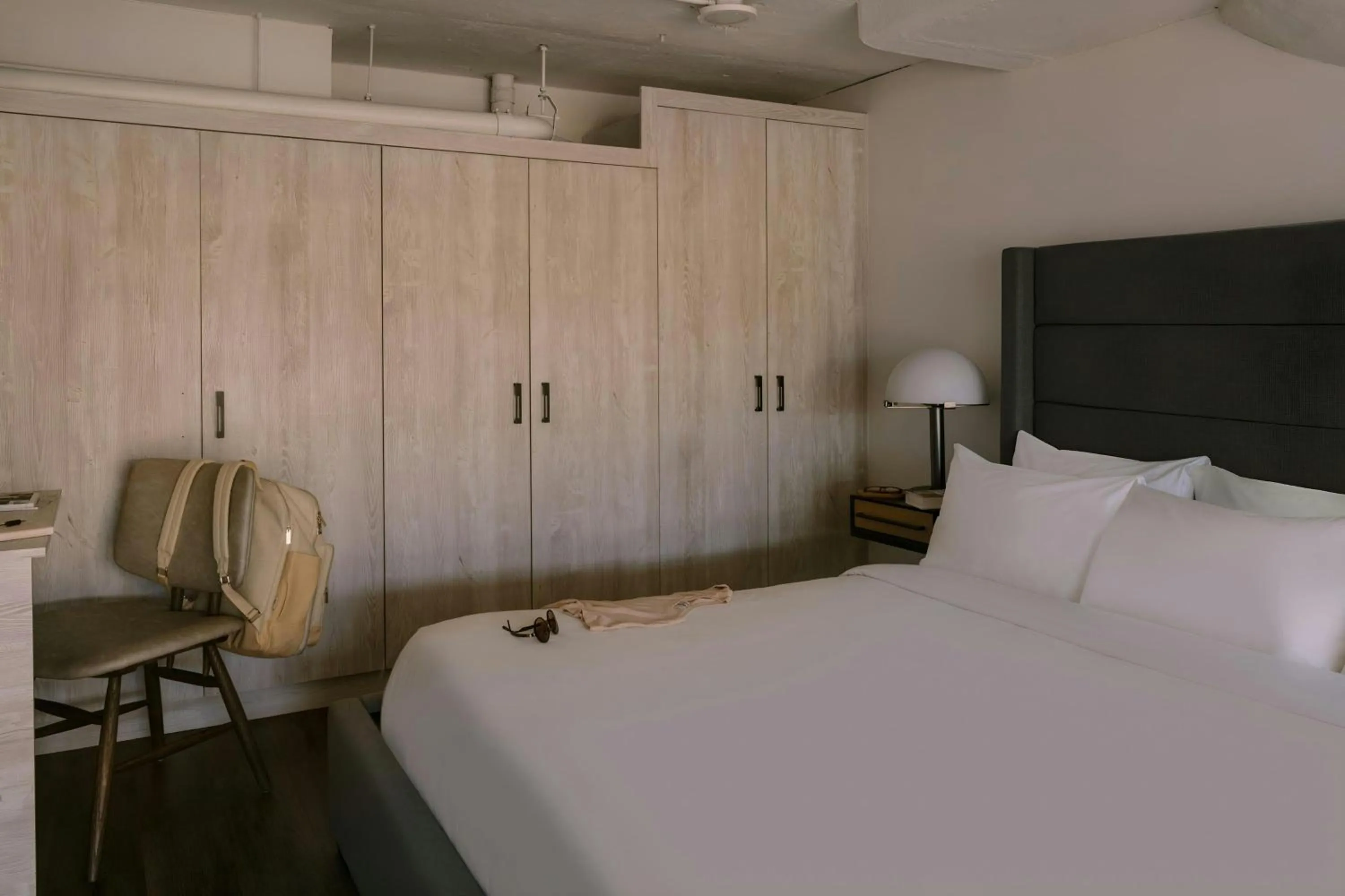 Bedroom, Bed in Sonder by Marriott Bonvoy The Heid Apartments Loft District