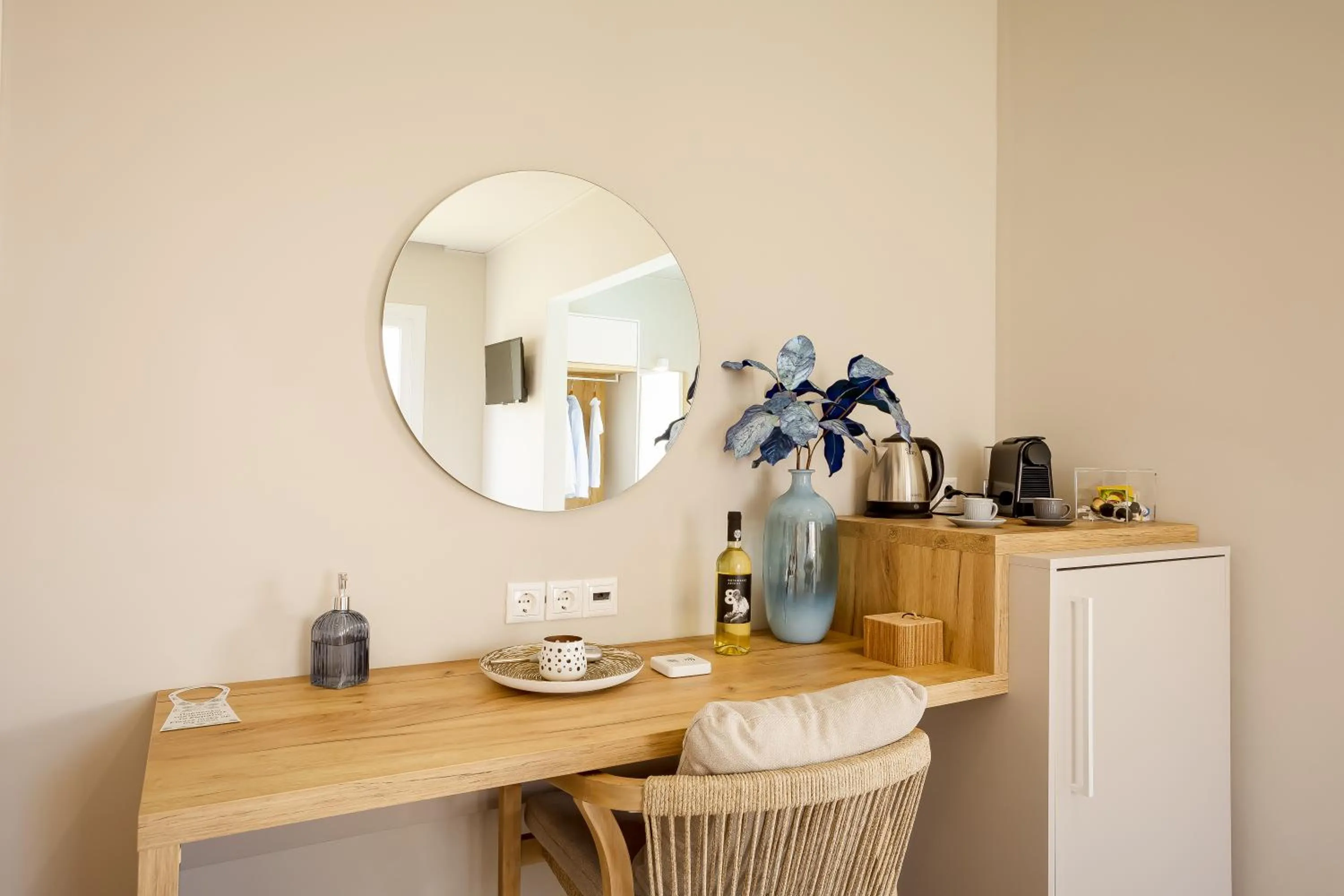 Photo of the whole room in Sarpidon Suites