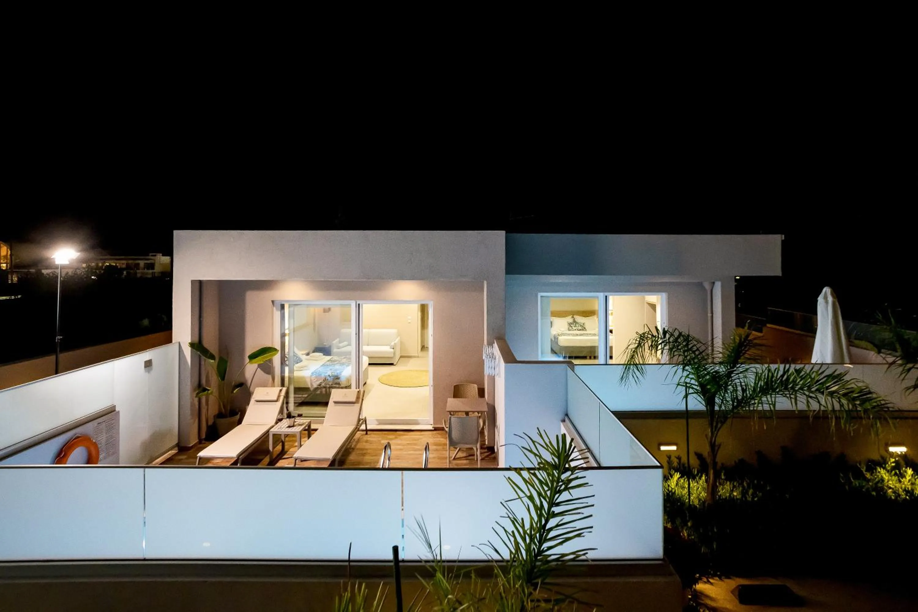 Property building in Sarpidon Suites