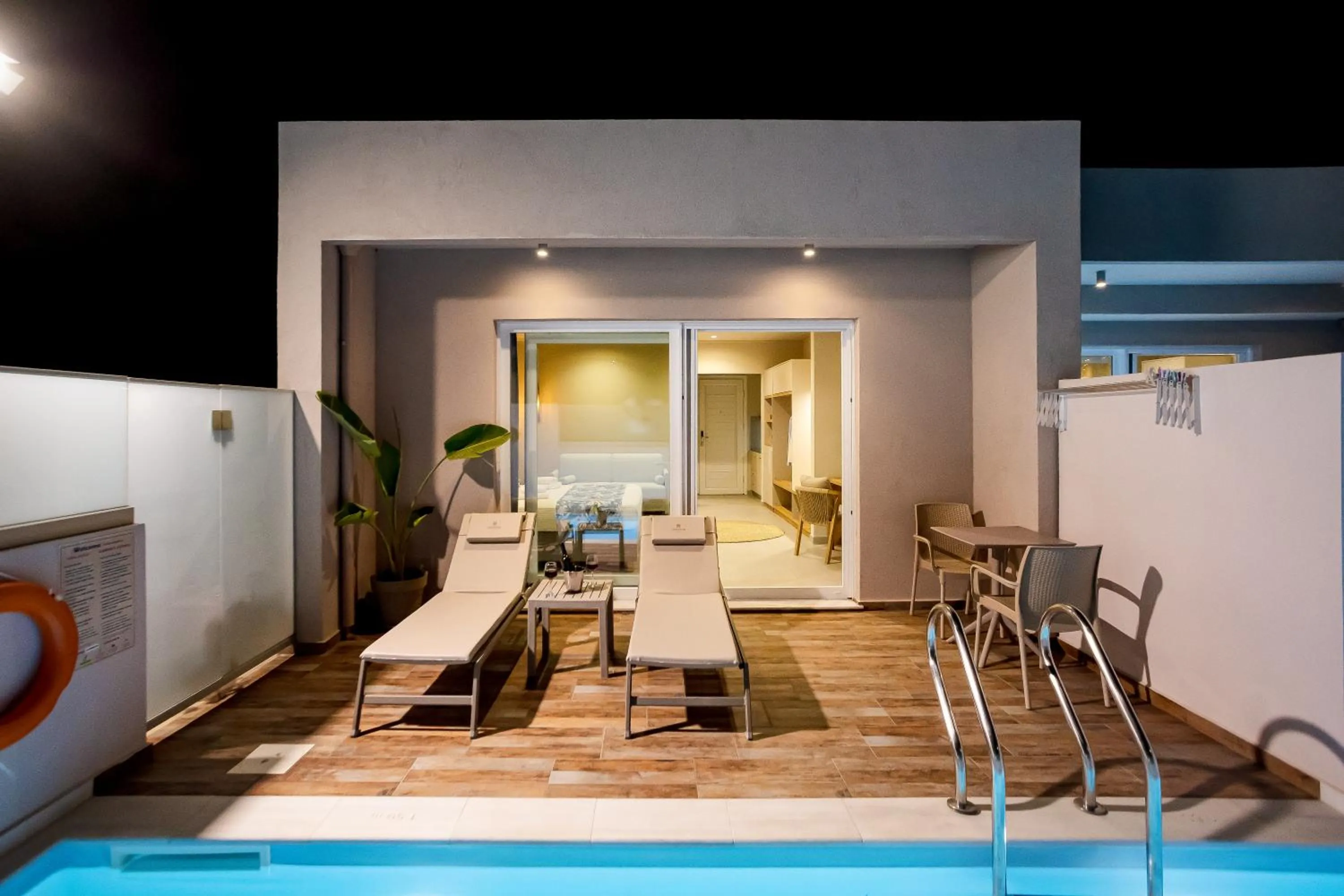 Balcony/Terrace in Sarpidon Suites