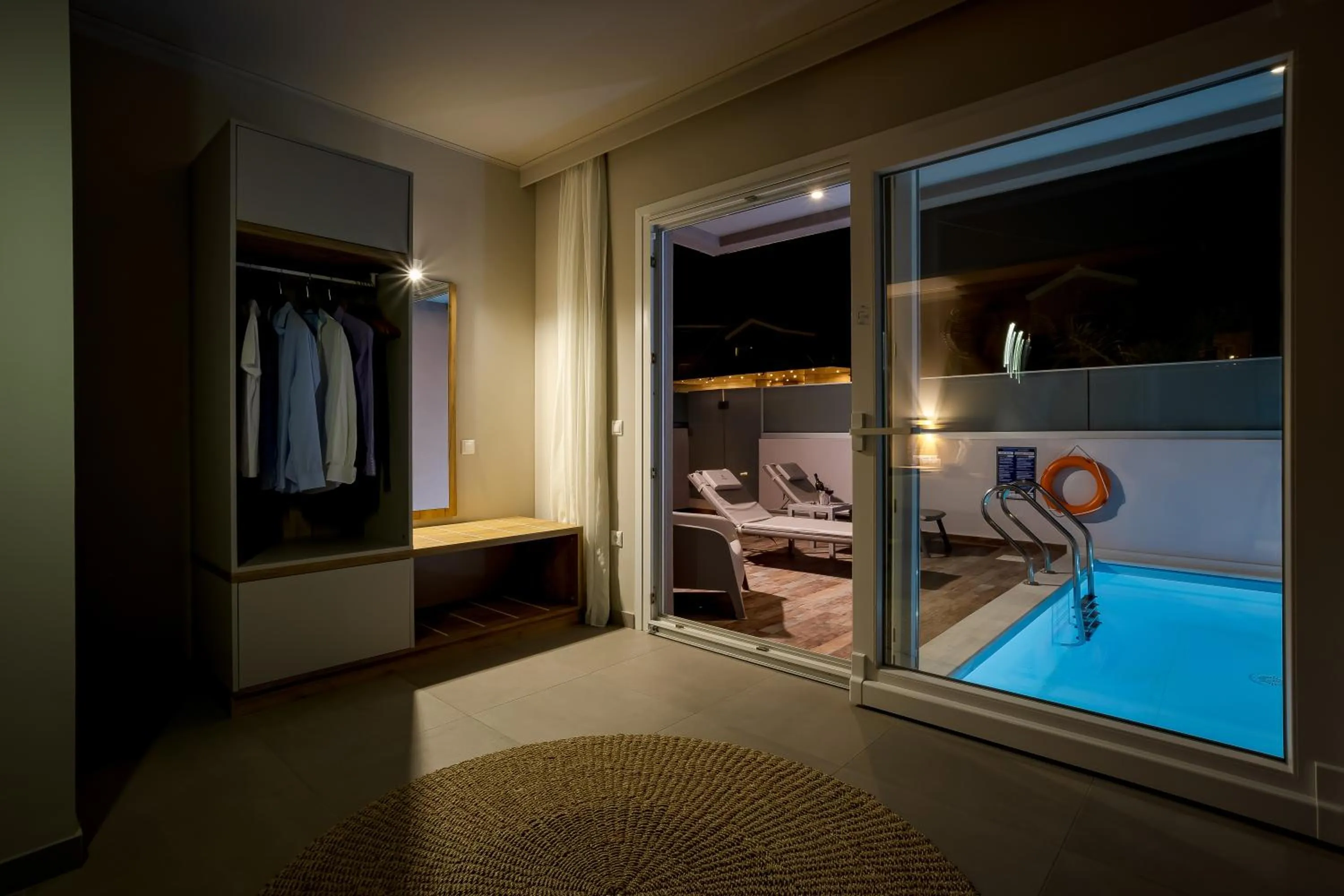 Night in Sarpidon Suites