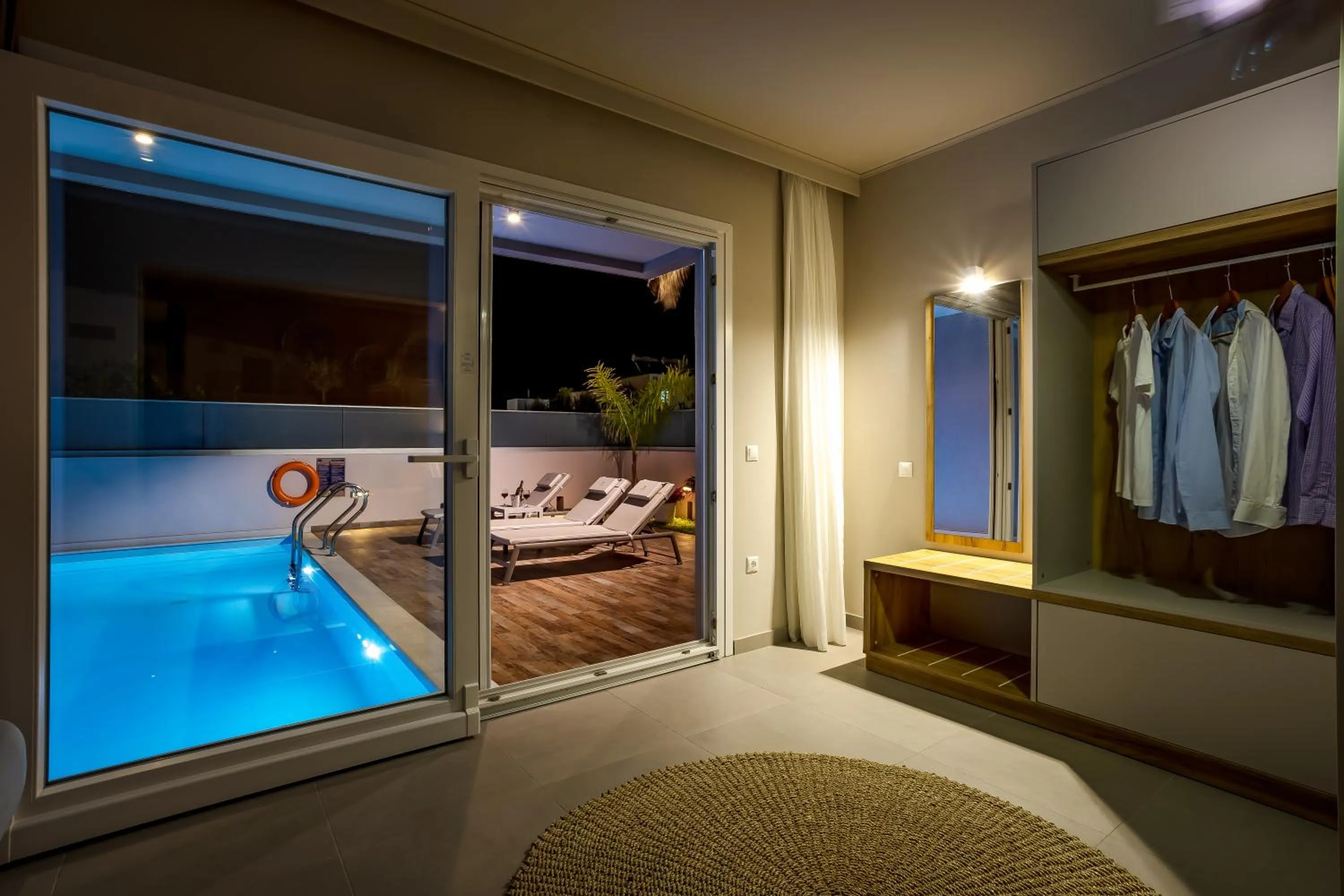 Night in Sarpidon Suites