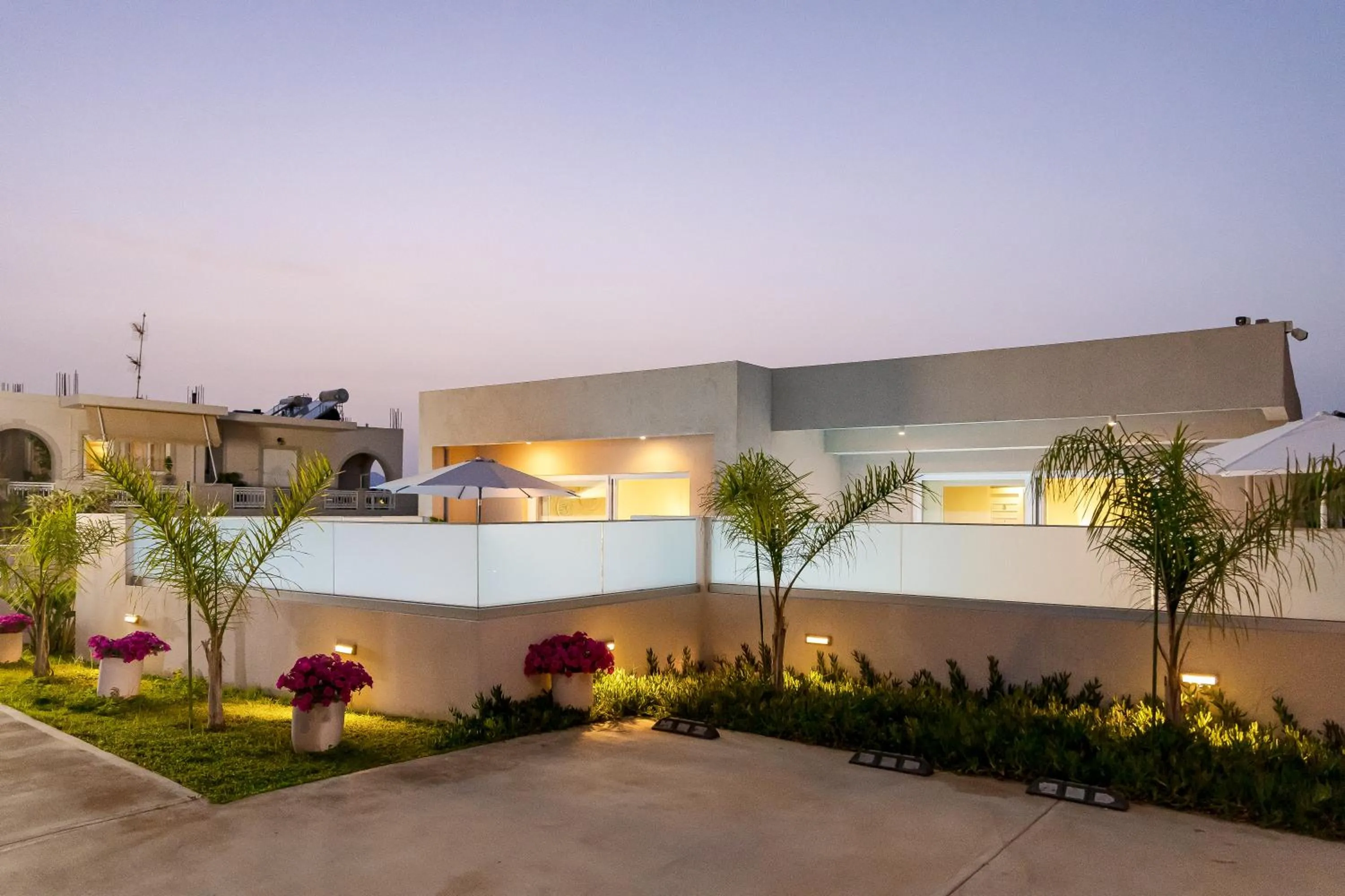 Property building in Sarpidon Suites