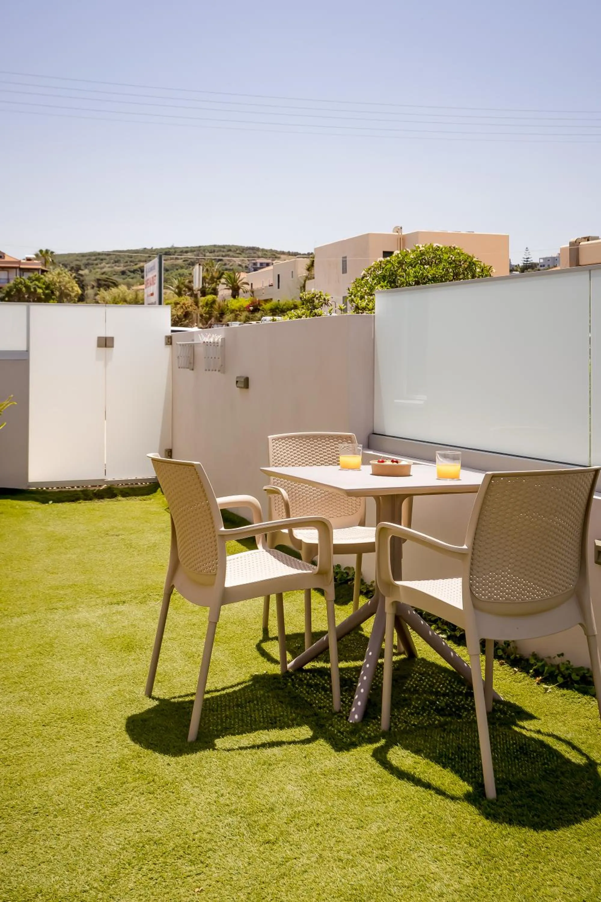 Garden in Sarpidon Suites