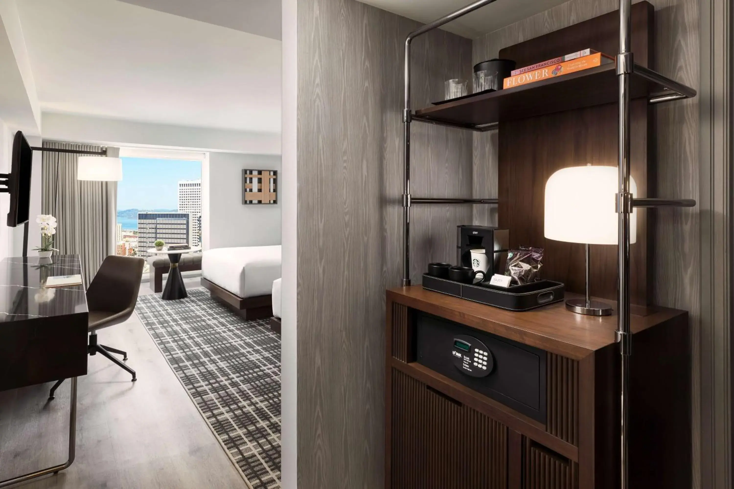 Bedroom, Bed in Hyatt Regency San Francisco Downtown SOMA Bedroom, Bed in Hyatt Regency San Francisco Downtown SOMA