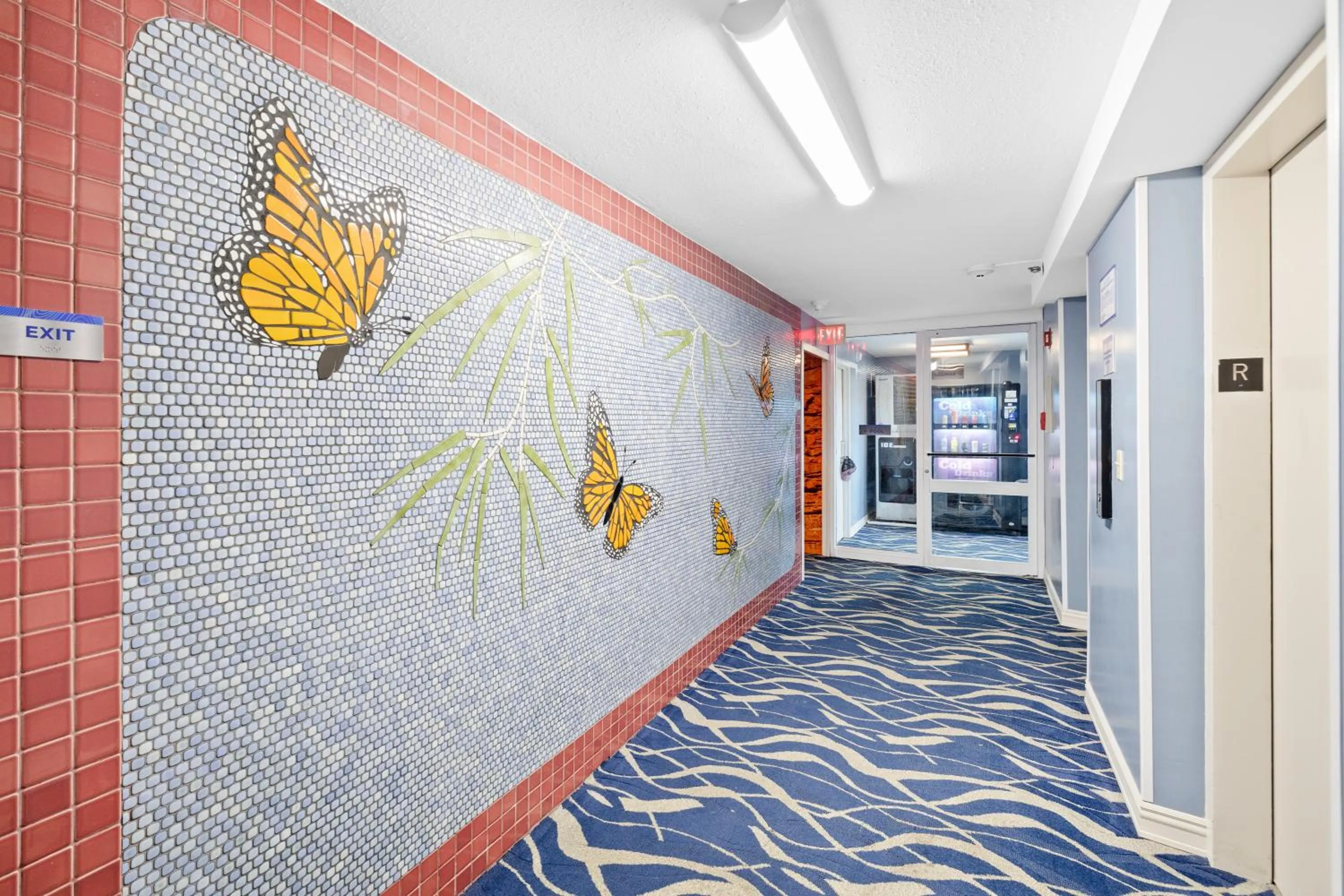 Property building in Steps to Waikiki Beach! Newly Renovated with 75" TV