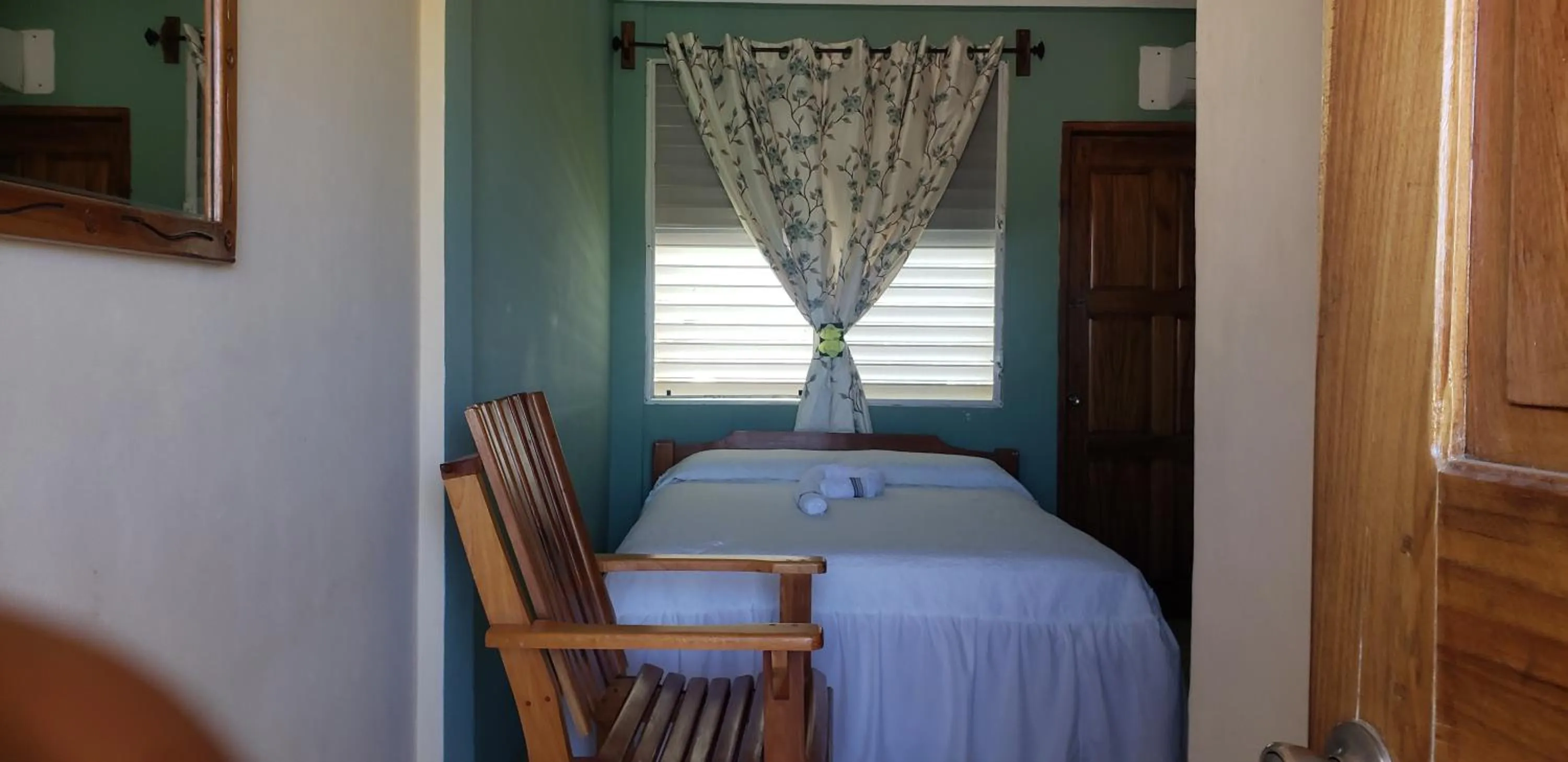 Photo of the whole room, Bed in Pal's on the beach - Dangriga, Belize