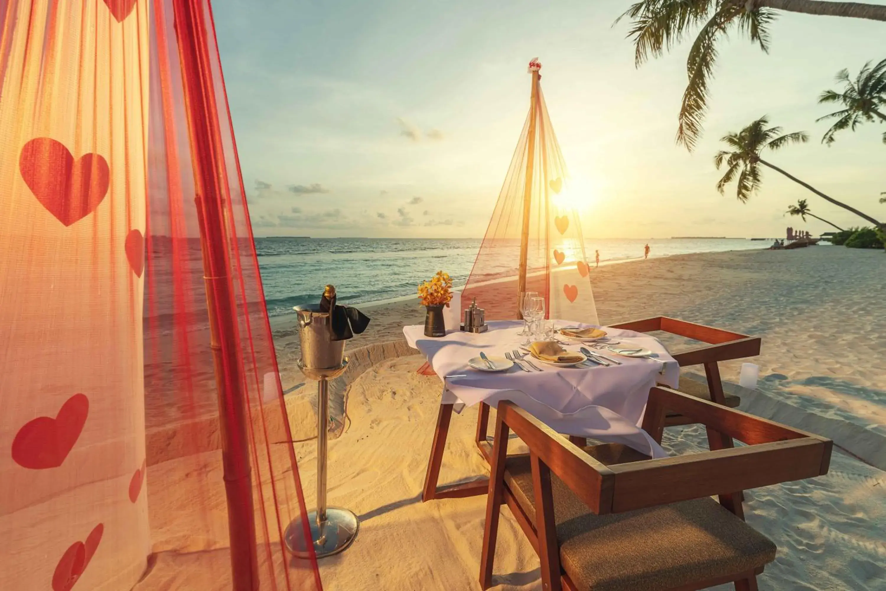 Restaurant/places to eat in Siyam World Maldives - 24-Hour Premium All-inclusive with Free Transfer Restaurant/places to eat in Siyam World Maldives - 24-Hour Premium All-inclusive with Free Transfer