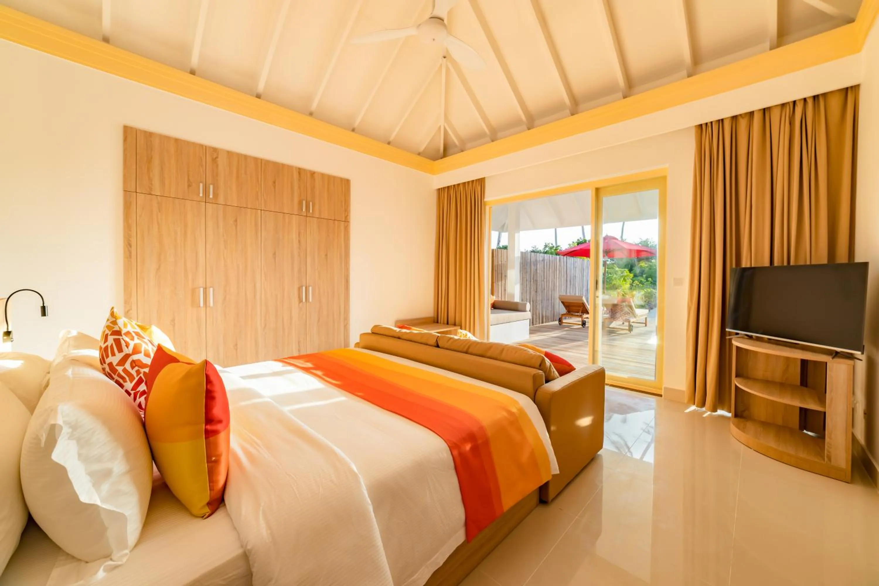Photo of the whole room, Bed in Siyam World Maldives - 24-Hour Premium All-inclusive with Free Transfer
