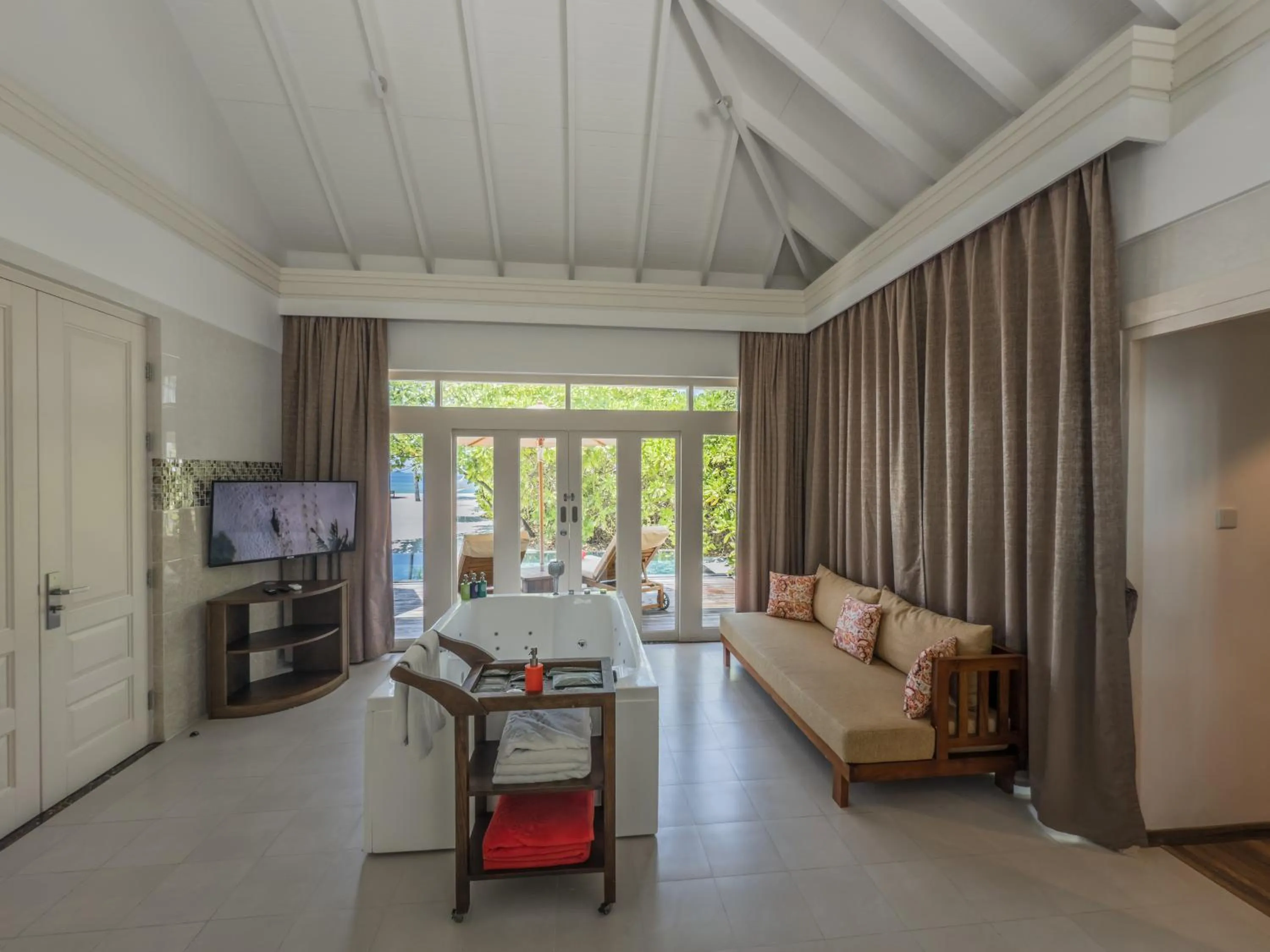 Living room in Siyam World Maldives - 24-Hour Premium All-inclusive with Free Transfer