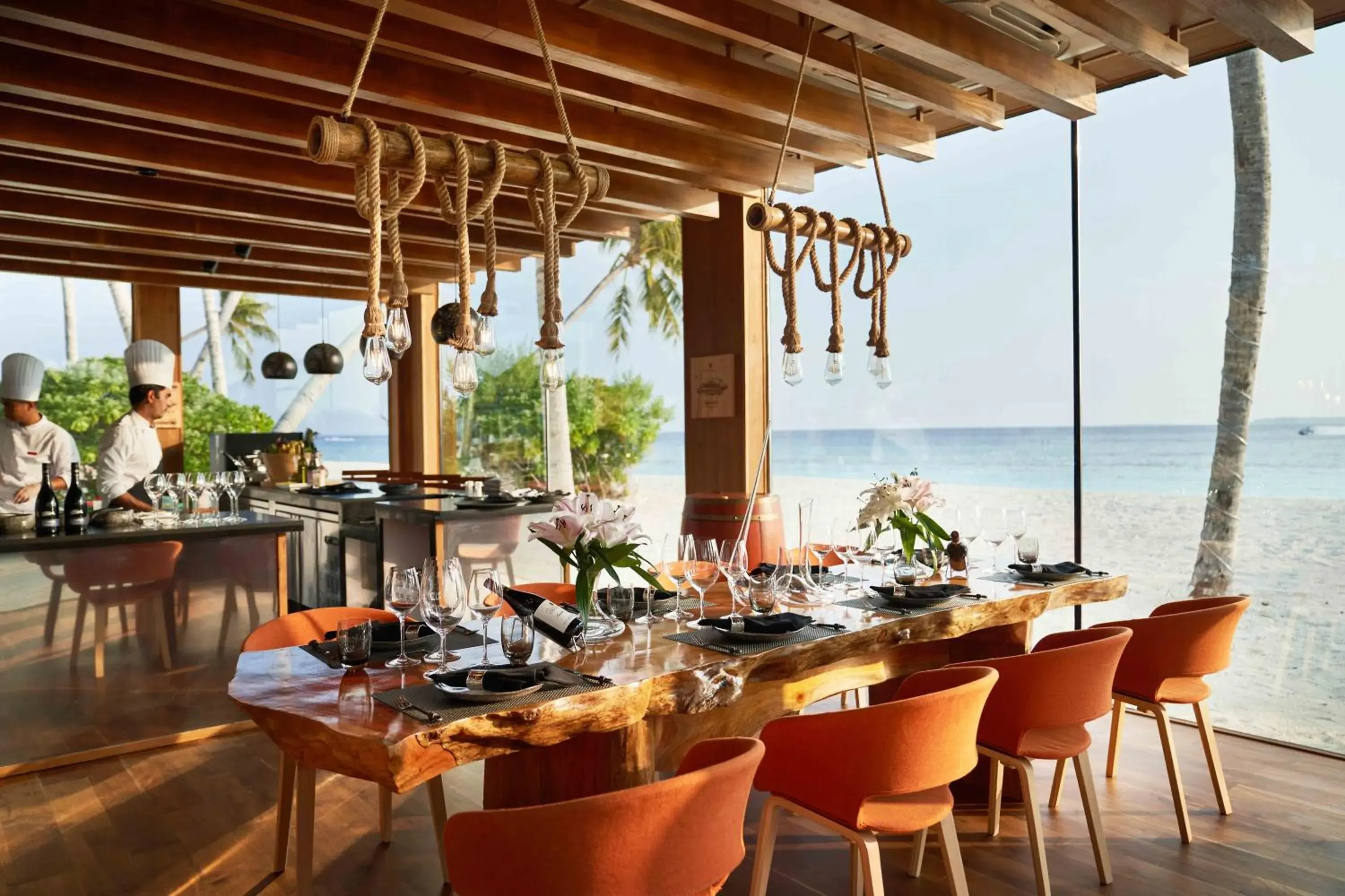Restaurant/places to eat in Siyam World Maldives - 24-Hour Premium All-inclusive with Free Transfer Restaurant/places to eat in Siyam World Maldives - 24-Hour Premium All-inclusive with Free Transfer