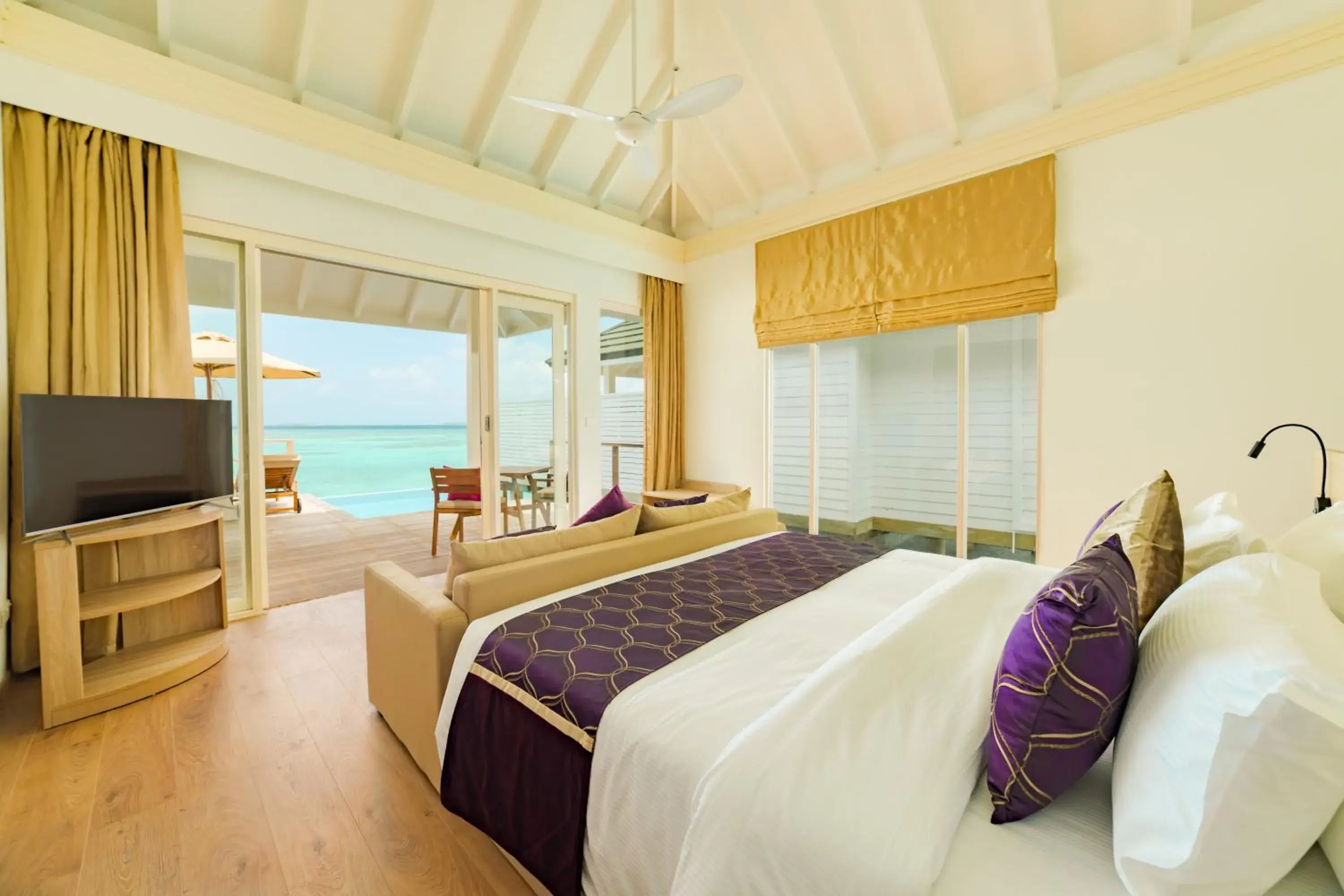 Bedroom, Bed in Siyam World Maldives - 24-Hour Premium All-inclusive with Free Transfer Bedroom, Bed in Siyam World Maldives - 24-Hour Premium All-inclusive with Free Transfer