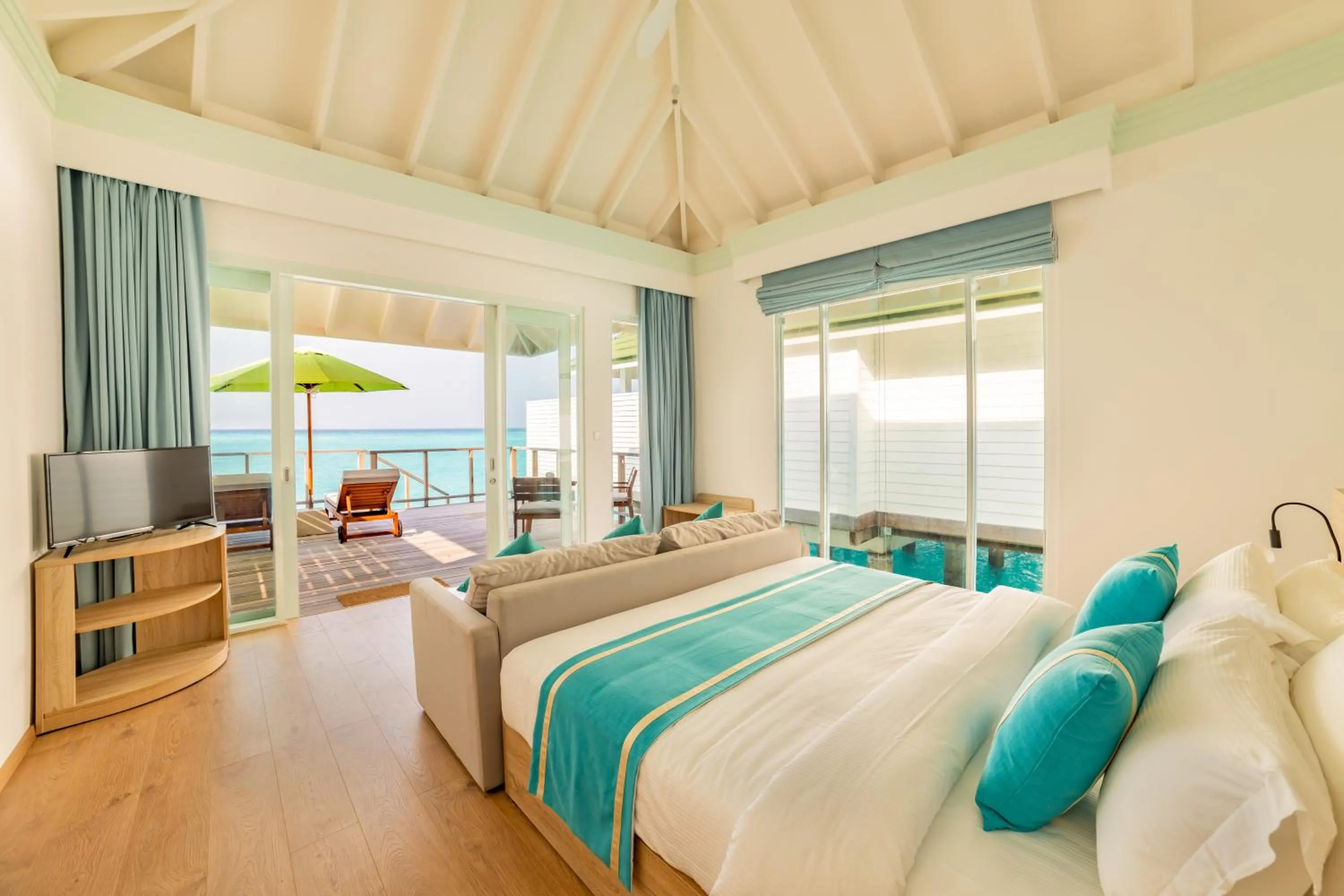 Sea view, Bed in Siyam World Maldives - 24-Hour Premium All-inclusive with Free Transfer