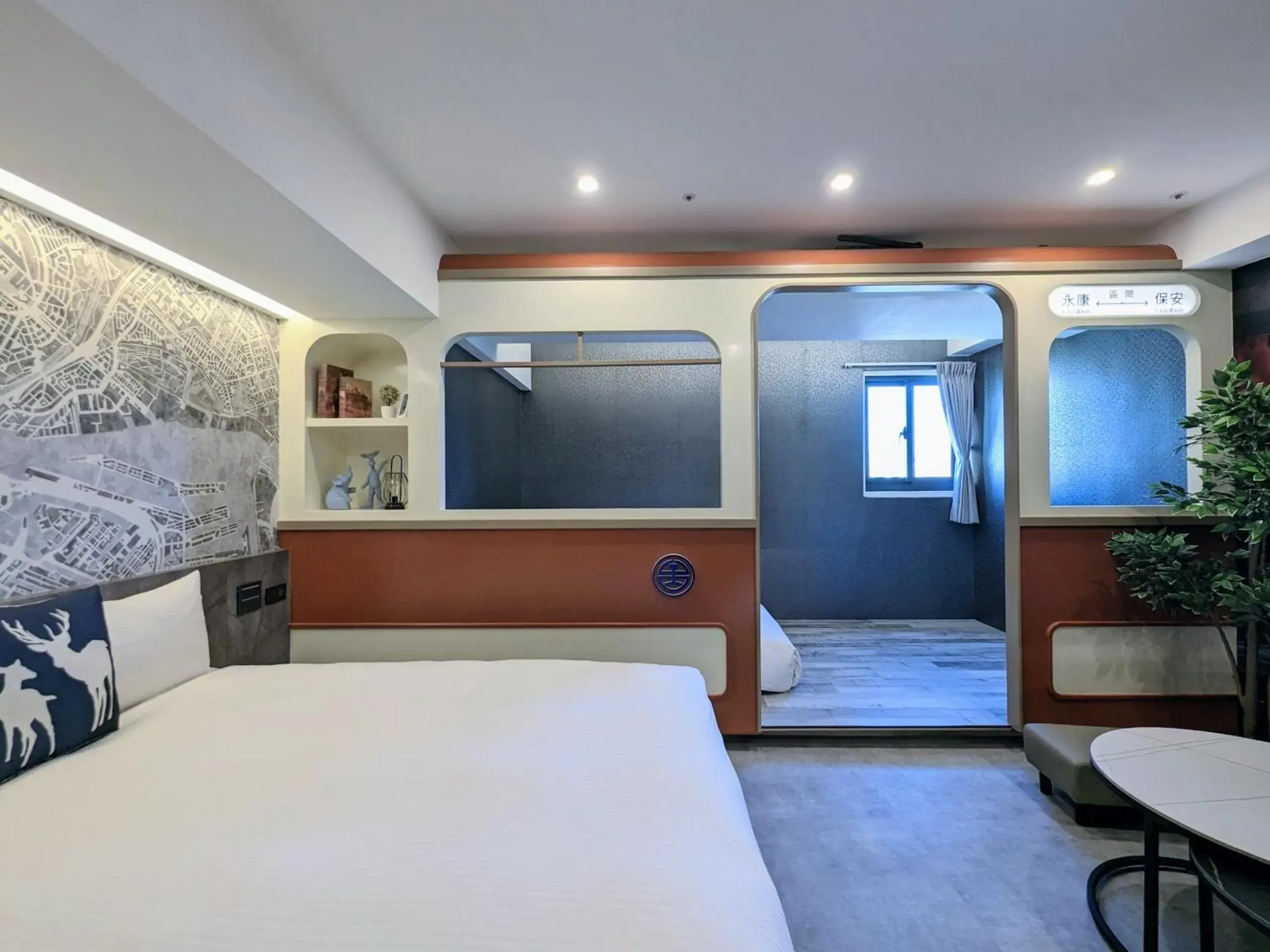 Deluxe Quadruple Room in K Hotel - Yizhong Deluxe Quadruple Room in K Hotel - Yizhong