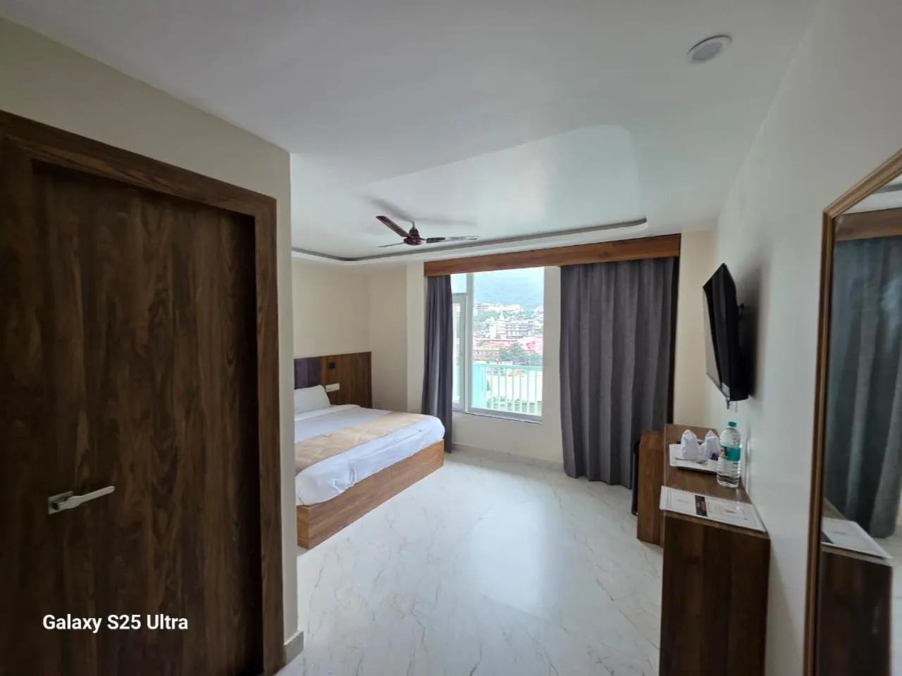 Bed in Hotel Shiva Yog Sthal