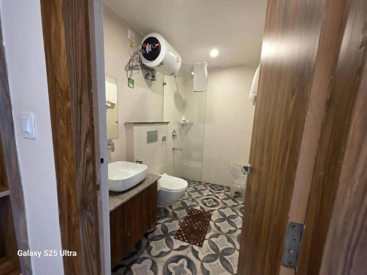 Bathroom in Hotel Shiva Yog Sthal